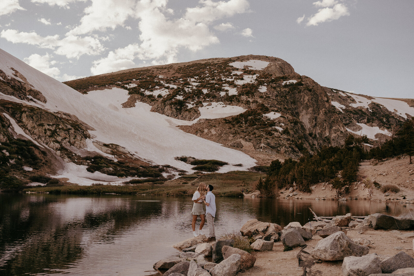 Glacier-Adventure-Colorad-Wedding-Photographer-Engagement-Relaxed-Chill