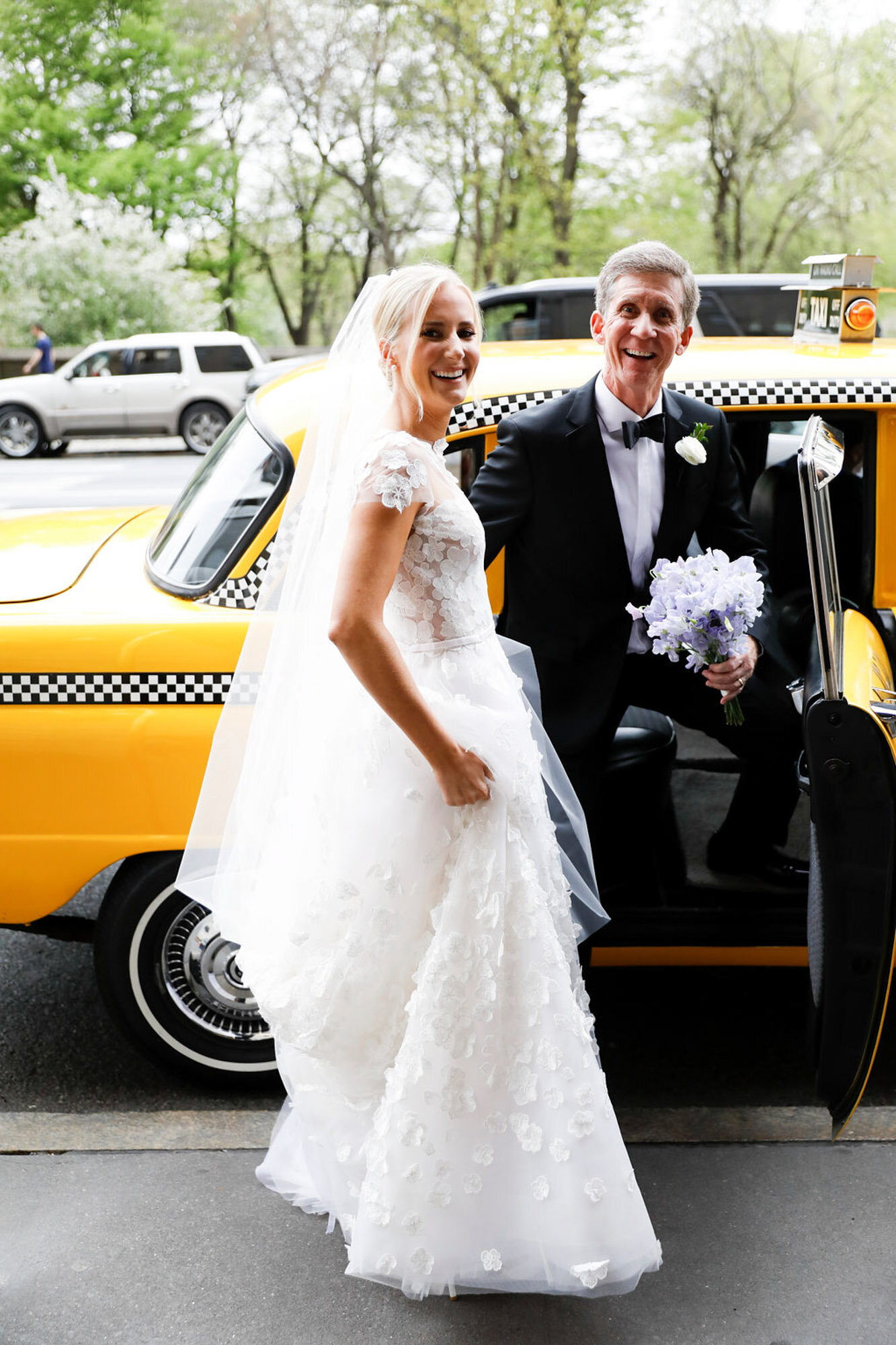 ArneyWalker-taxi-wedding-planner-New-York-9