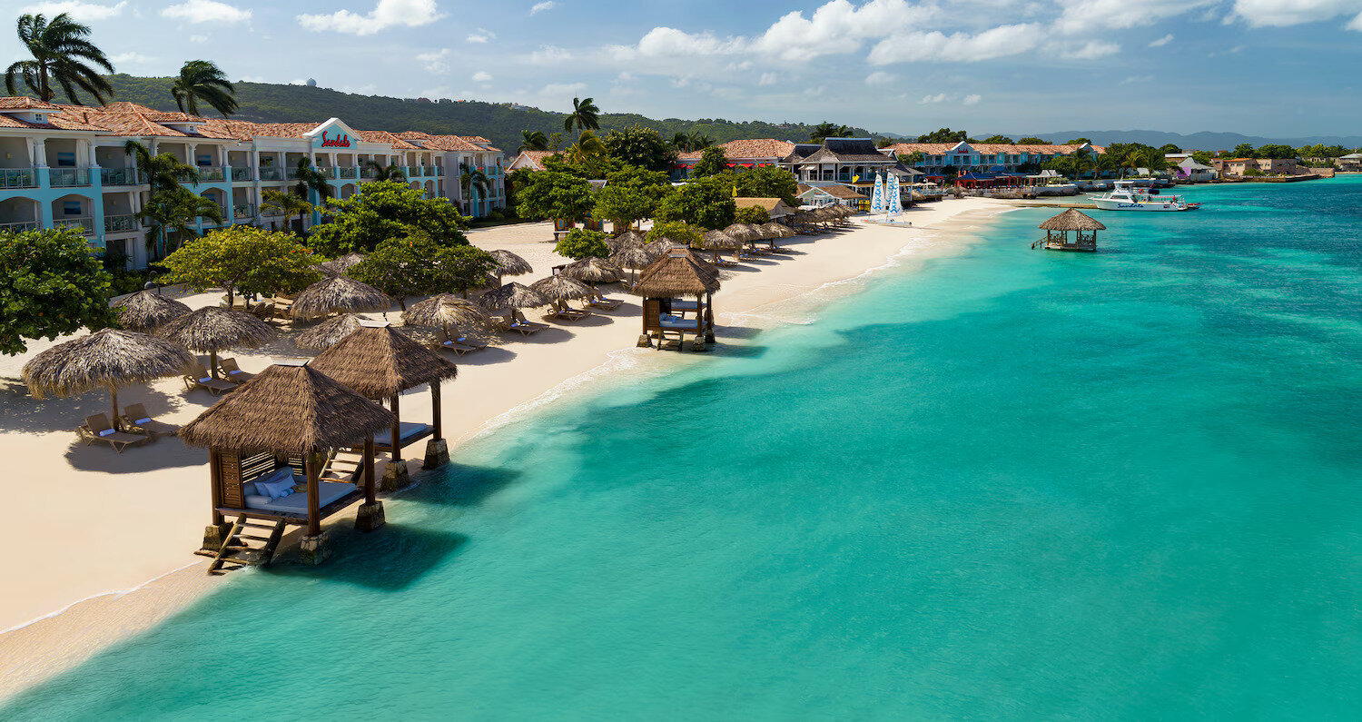 Montego bay_Beach_Aerial_4bc8b75792
