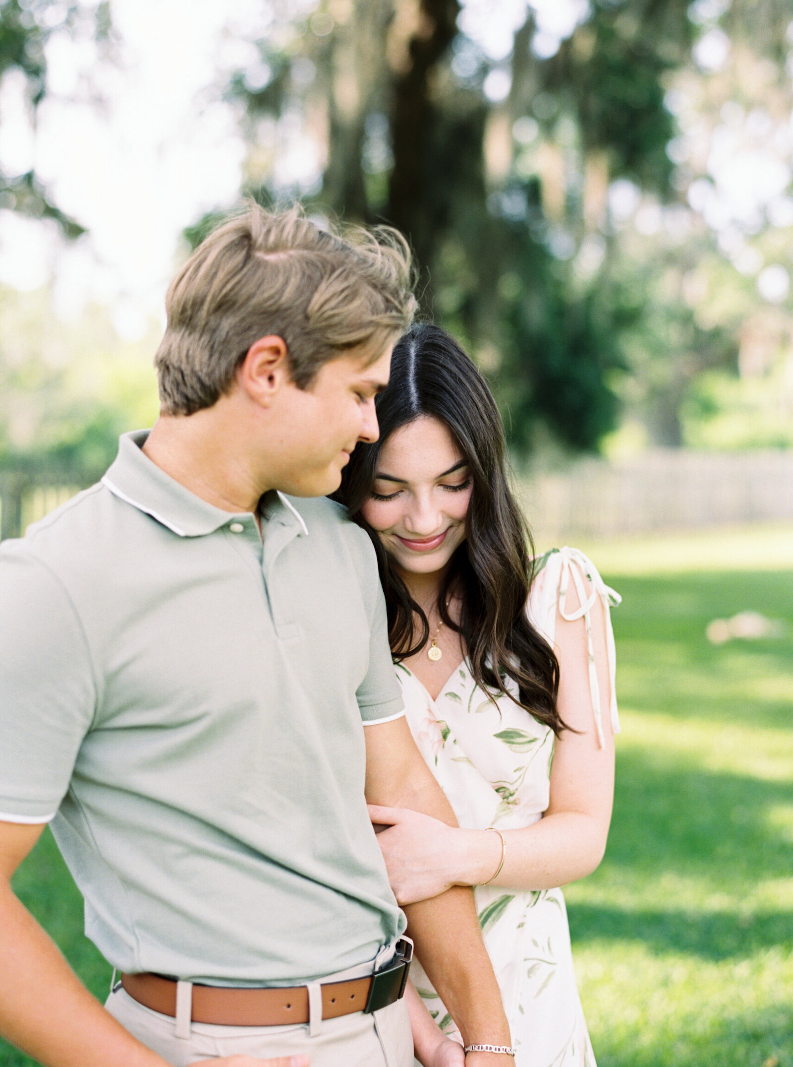 Experience the beauty of film photography with Morgan Alysse, a Louisiana film photographer, capturing timeless engagement sessions at Jungle Gardens.