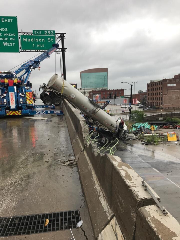 Petroff Towing lifts tractor and trailer that fell over bridge in downtown St. Louis
