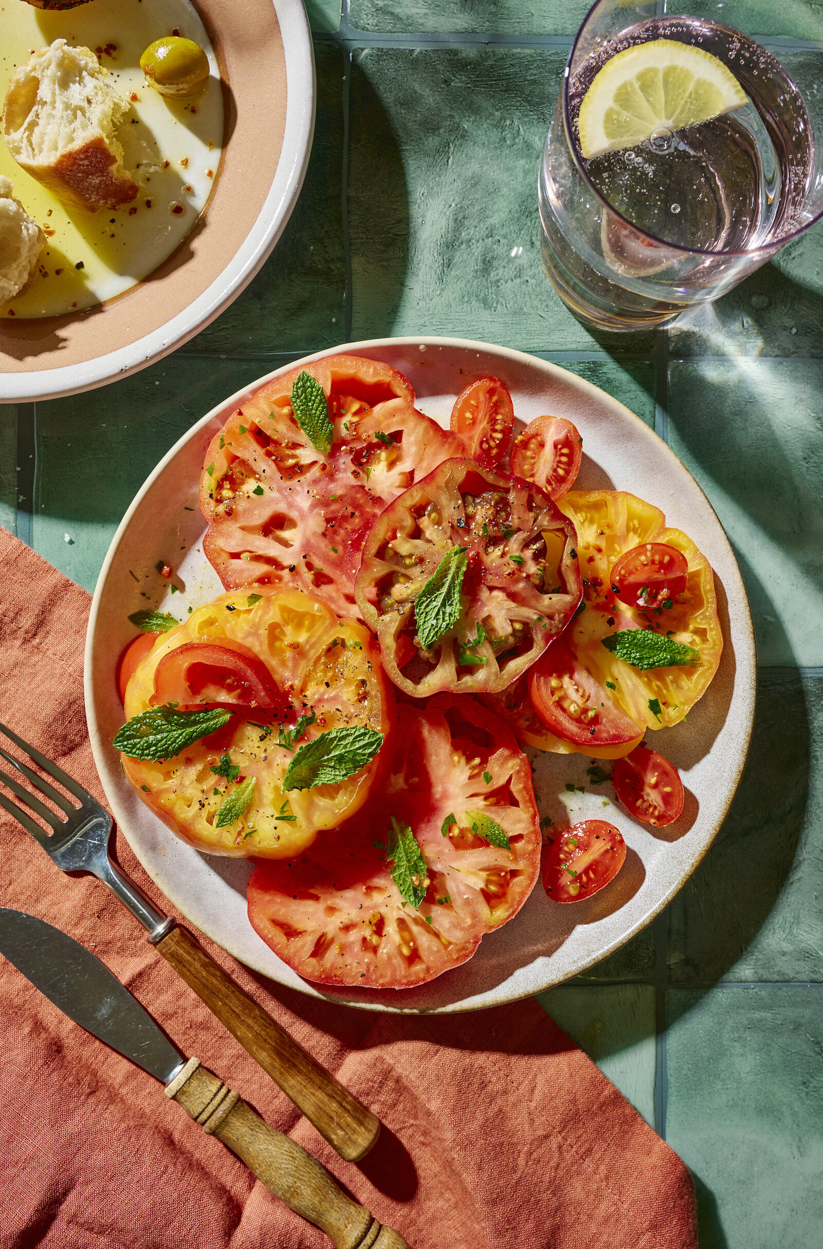 Heirloom-Tomato-Salad-Food-Photography-Summer