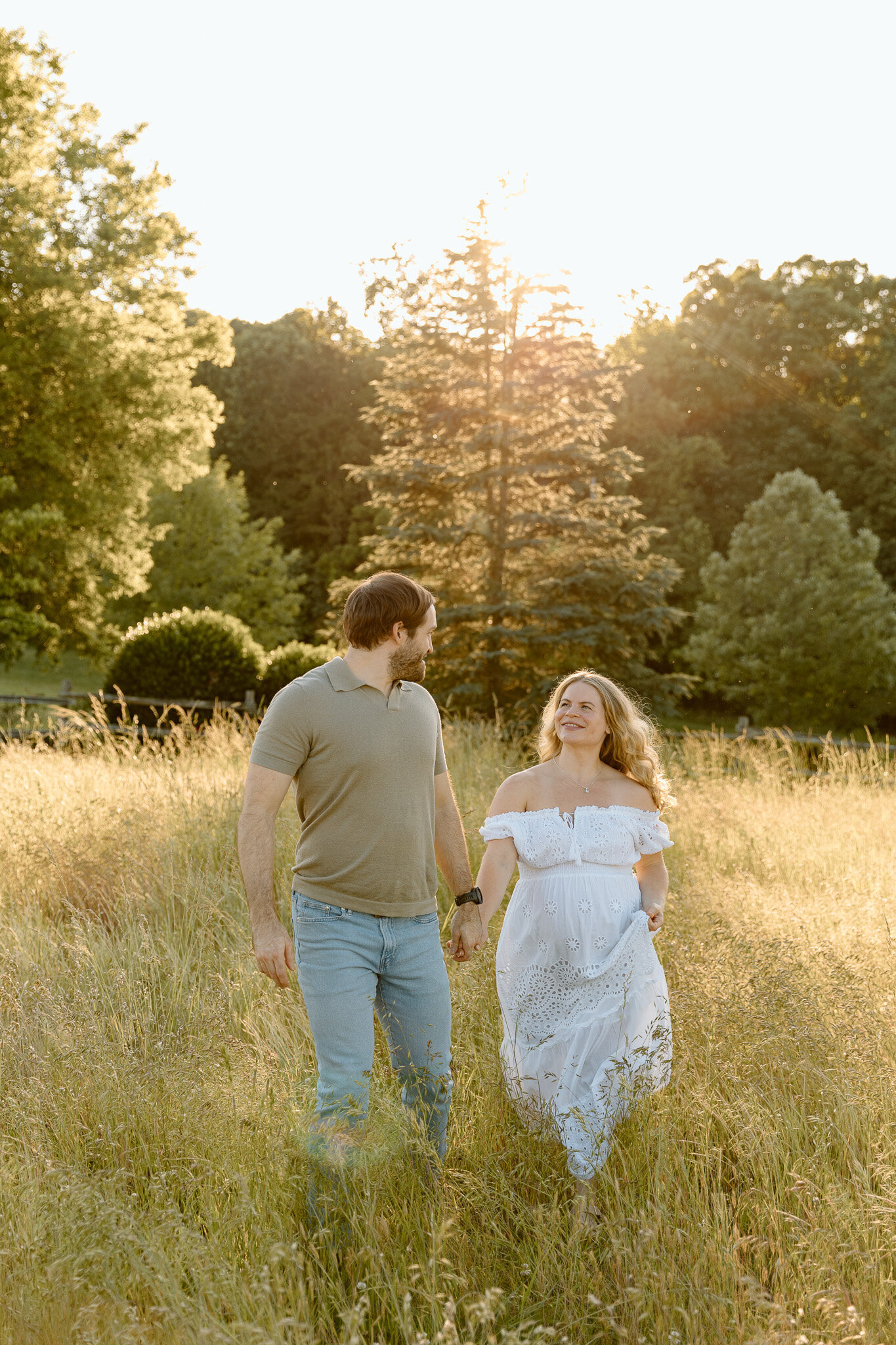 outdoor-lifestyle-natural-maternity-photographs (7)