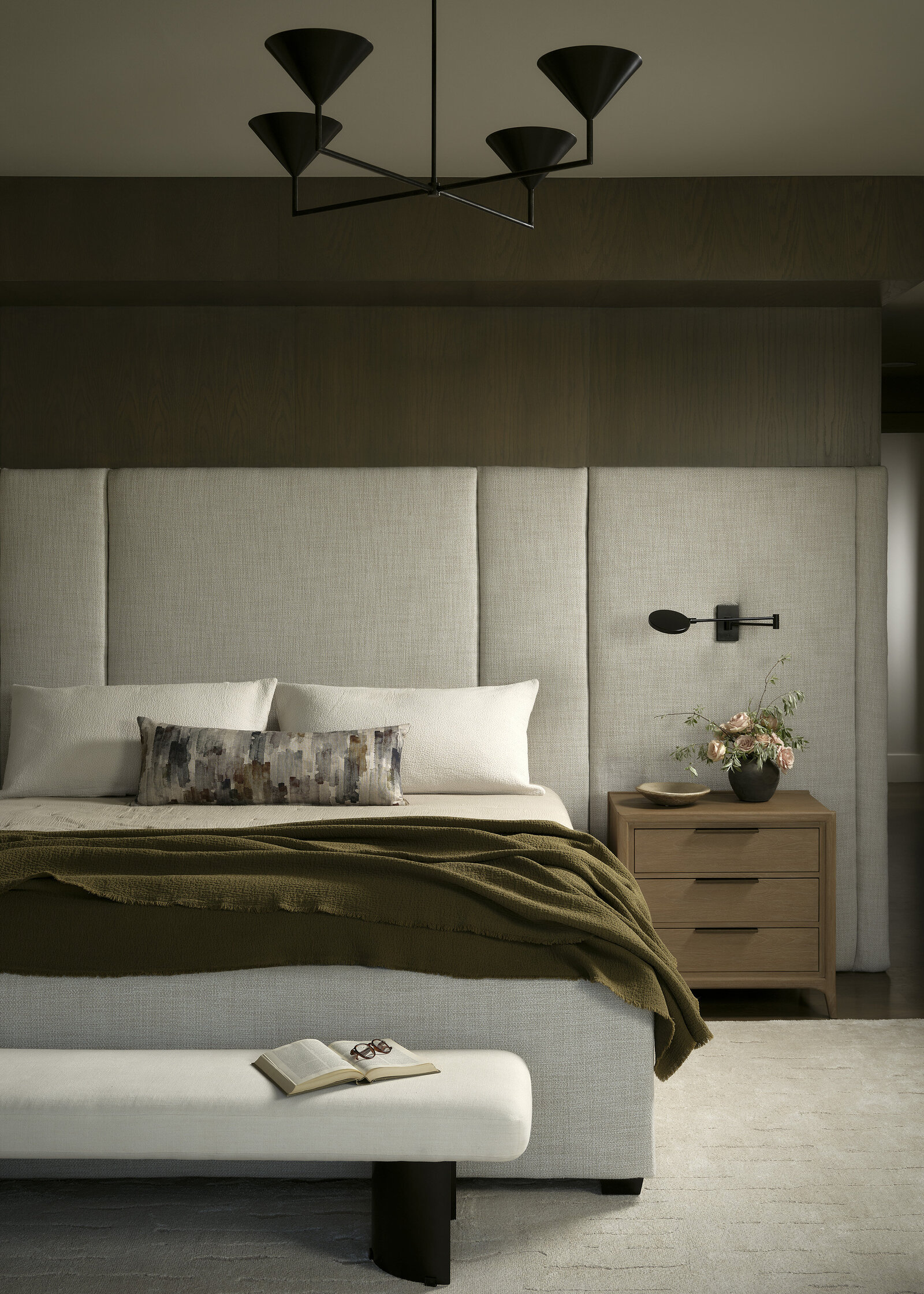 Eric Lucero Photography_Elliott Design Sudio_Redwood_Primary Bed