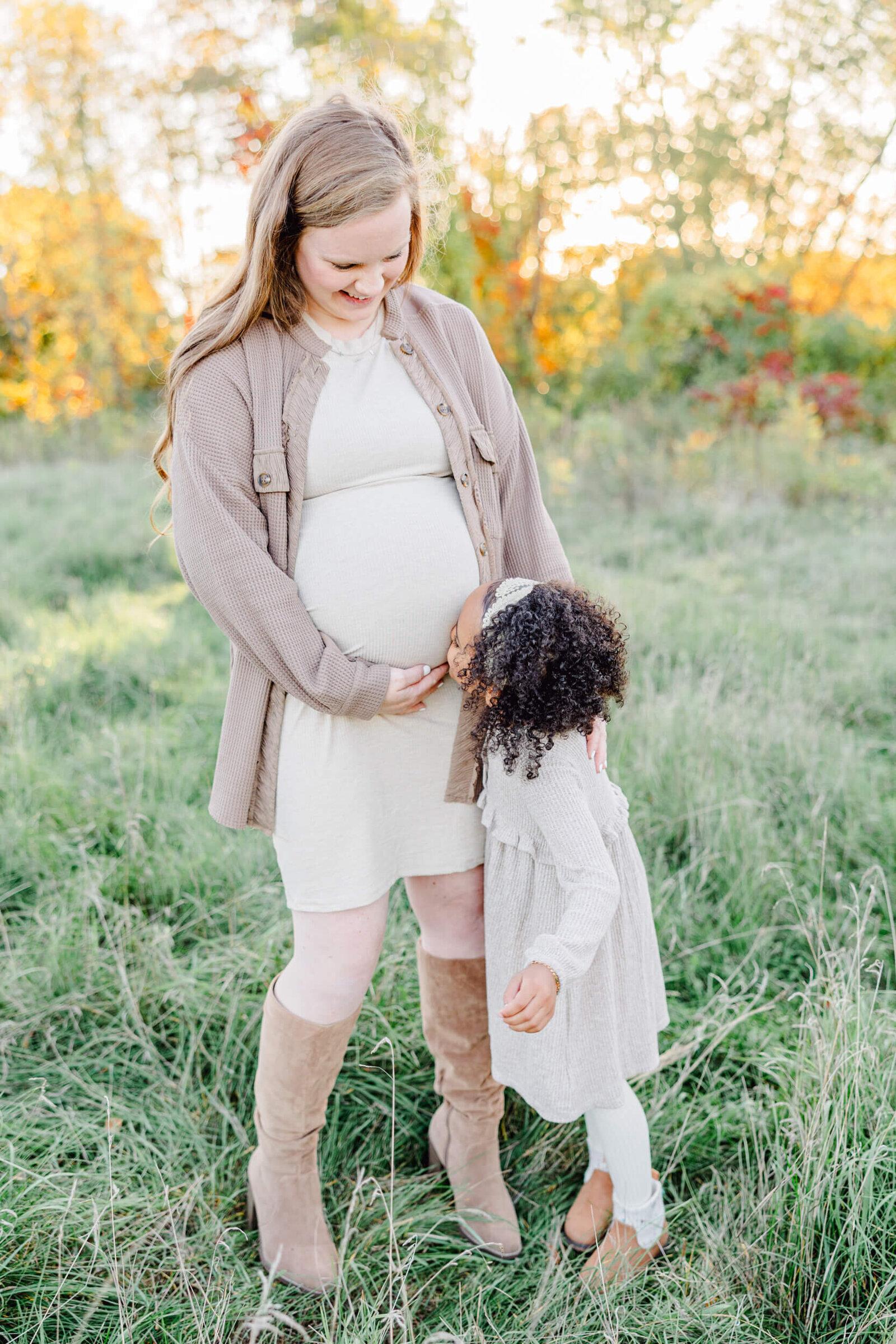Greater-Boston-Fall-Maternity-Photography-Session-3