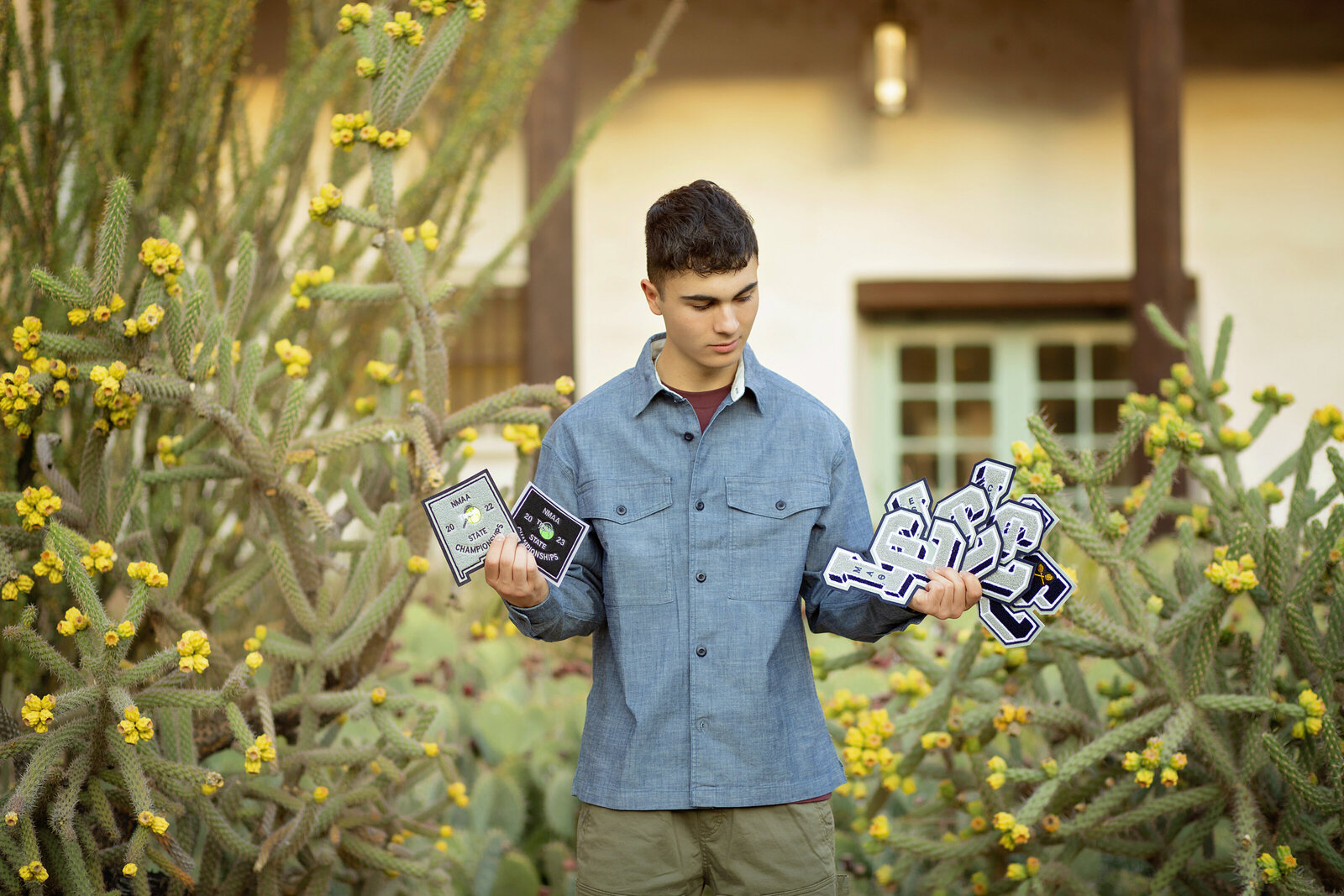 Senior-session-boy-varsity-letters