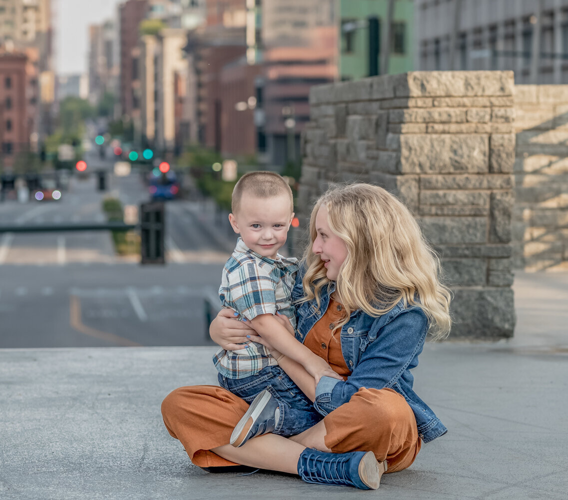 Epic Downtown Denver Family Session (3 of 10)