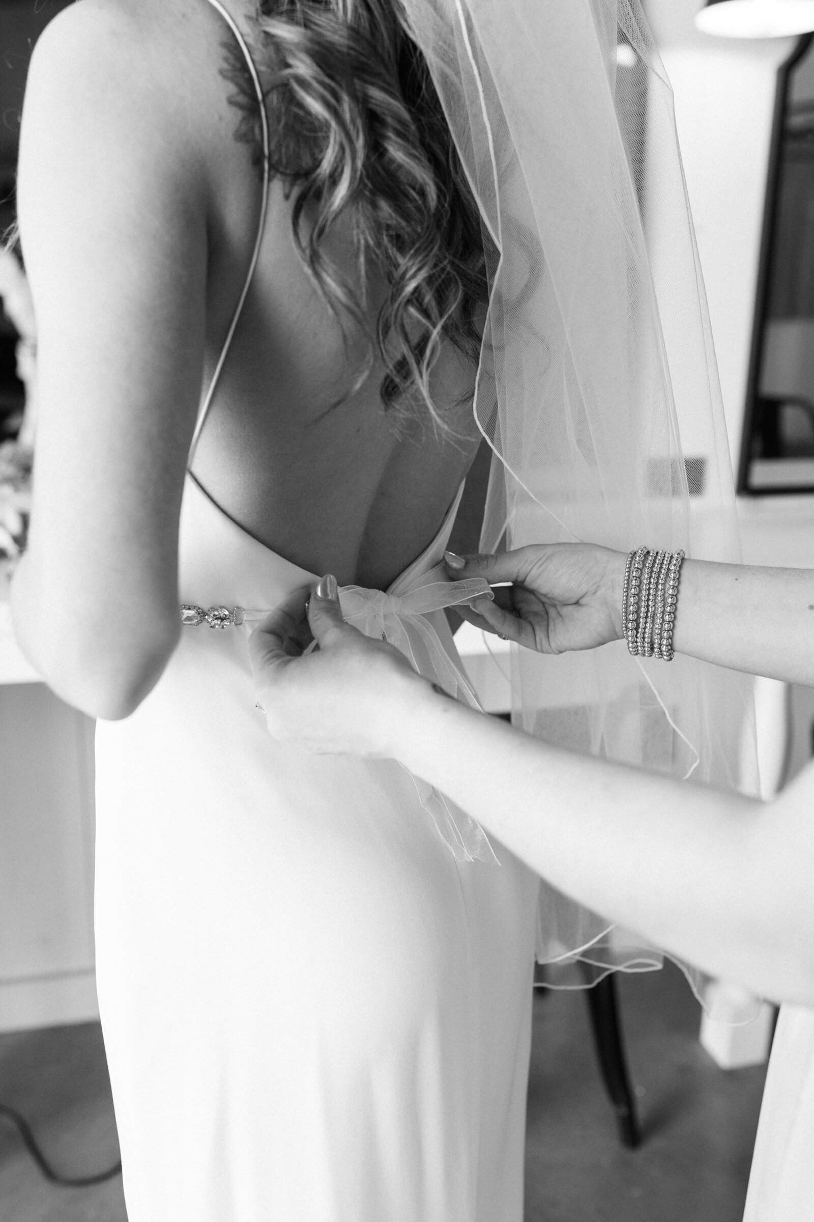 Willowynn-Barn-Wedding-Photographer-13