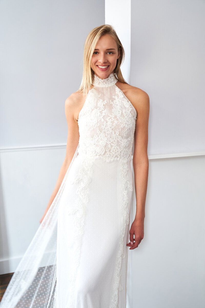 Nina Dapper gefotografeerd in een bruidsjurk Hylke Greidanus Bruiloftsfotografie 