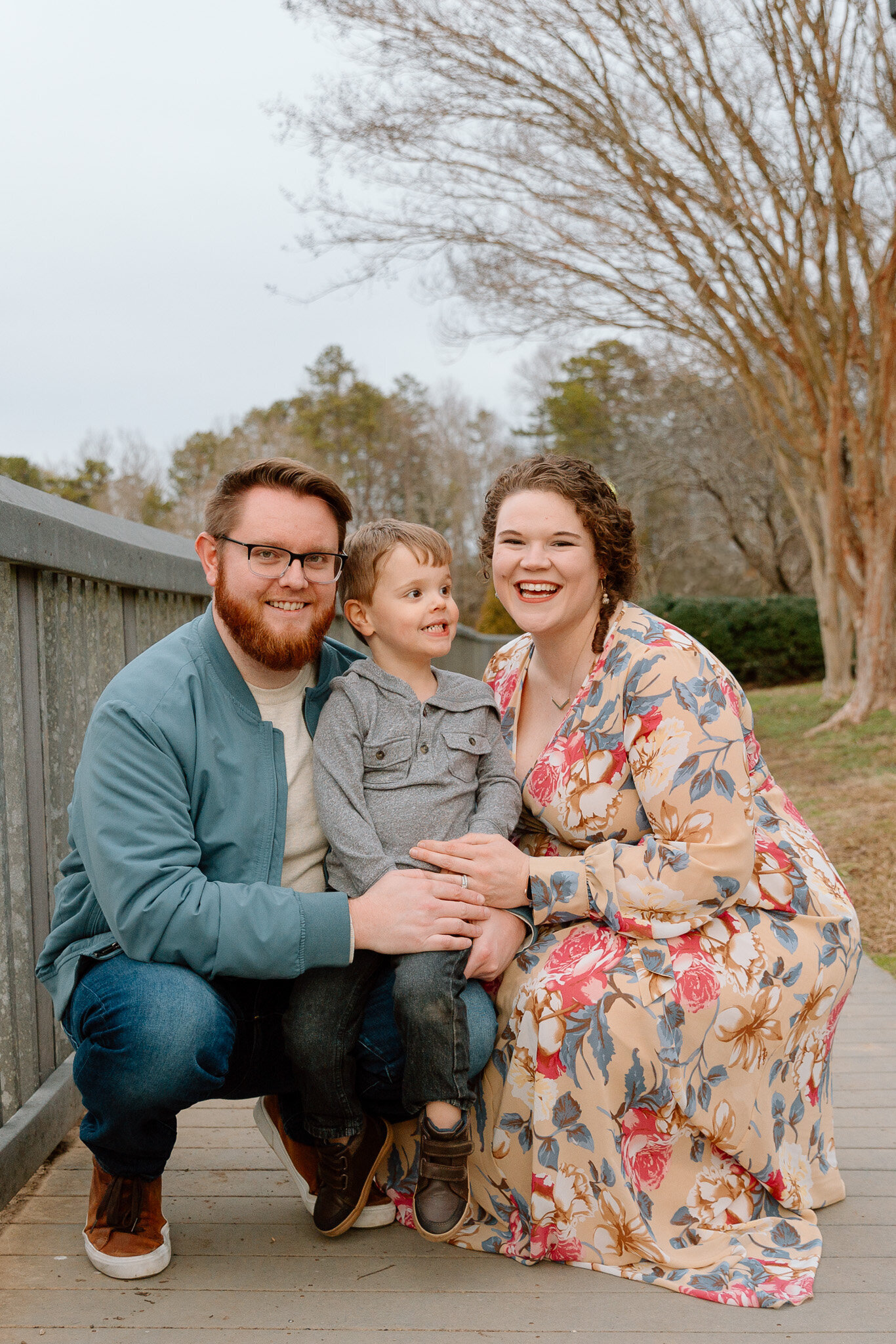 mcdowell-nature-preserve-maternity-photos-lake-nature (4)
