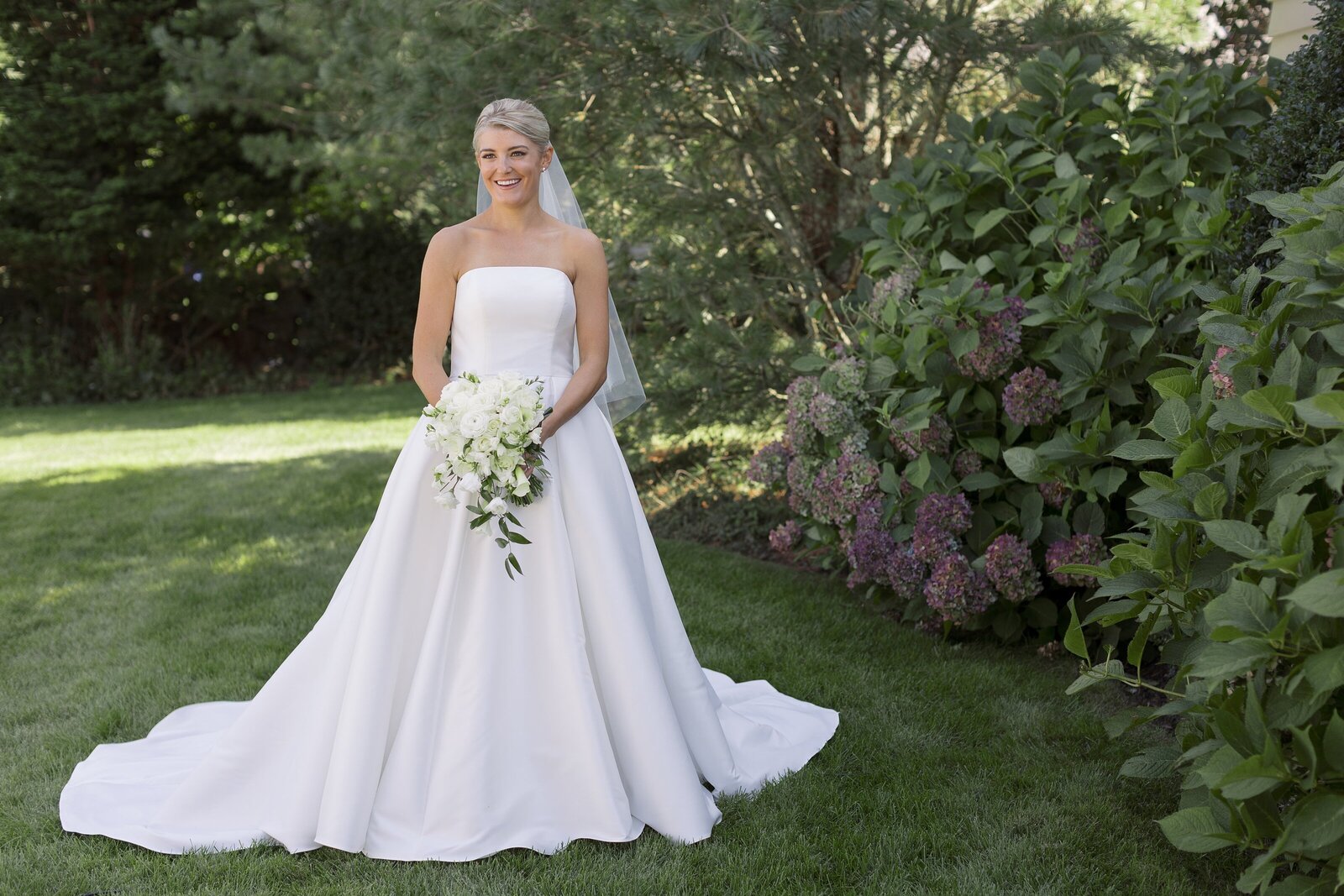 Tented South Dartmouth wedding at Salters Point. Deborah Zoe Photography.