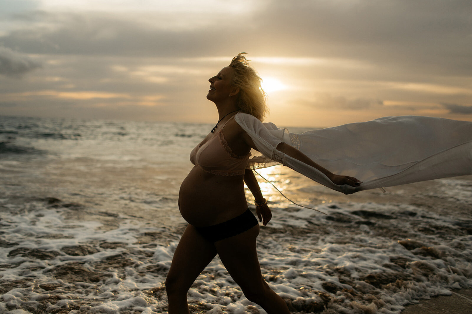 Fen'Amber-Photography-Maui-Hawaii-Maternity-Photographer-Flo-111
