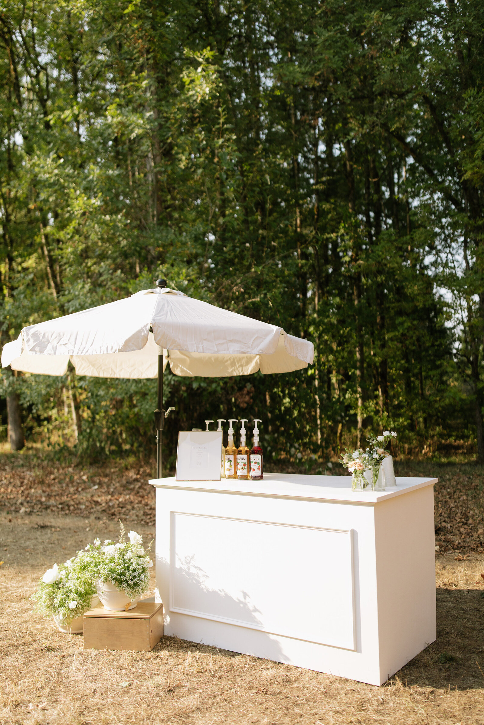 Reception details taken by elopement photographer Washington