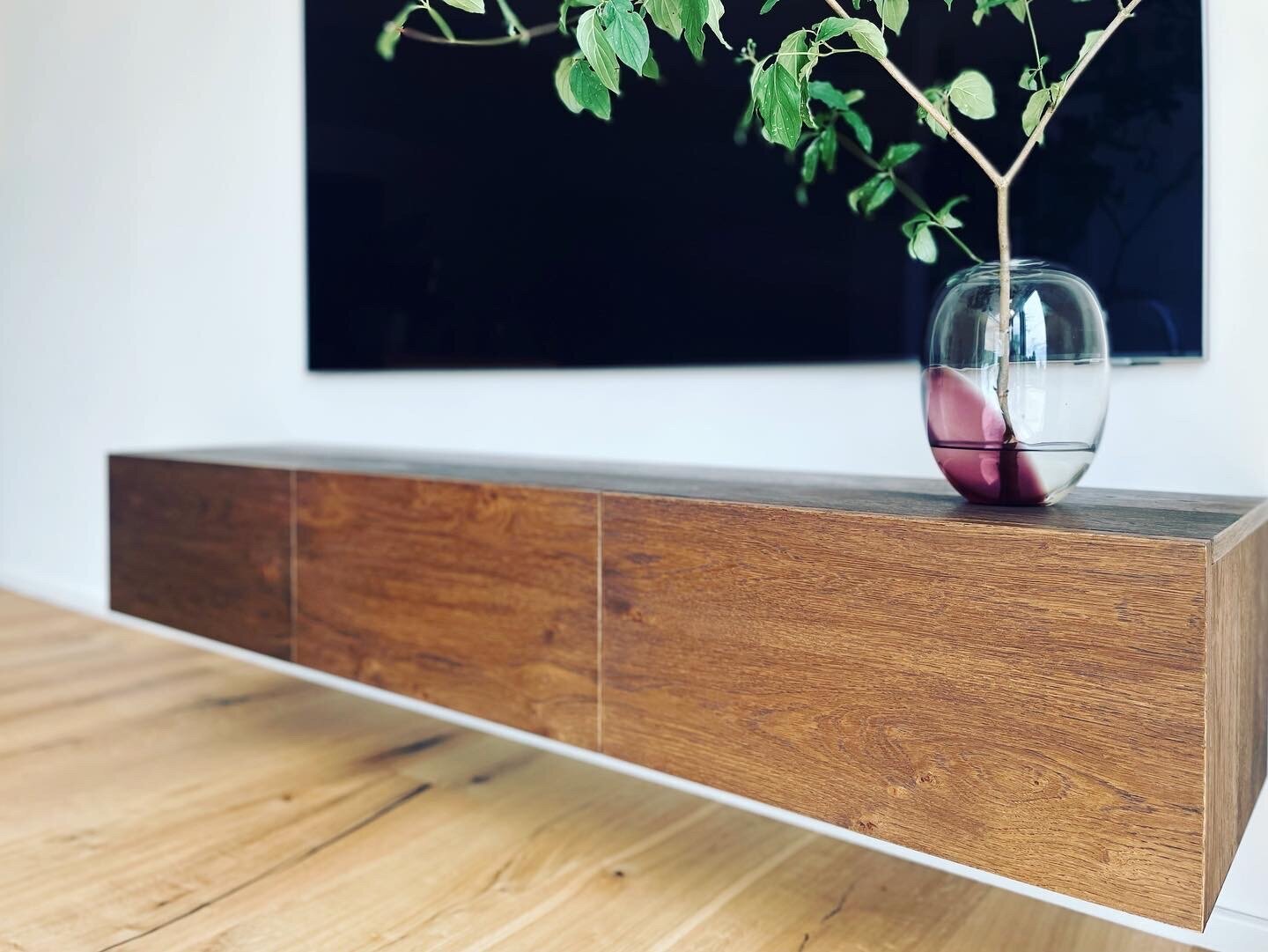 5DF03097-94BA-459D-815D-9B8CFB08D5D9