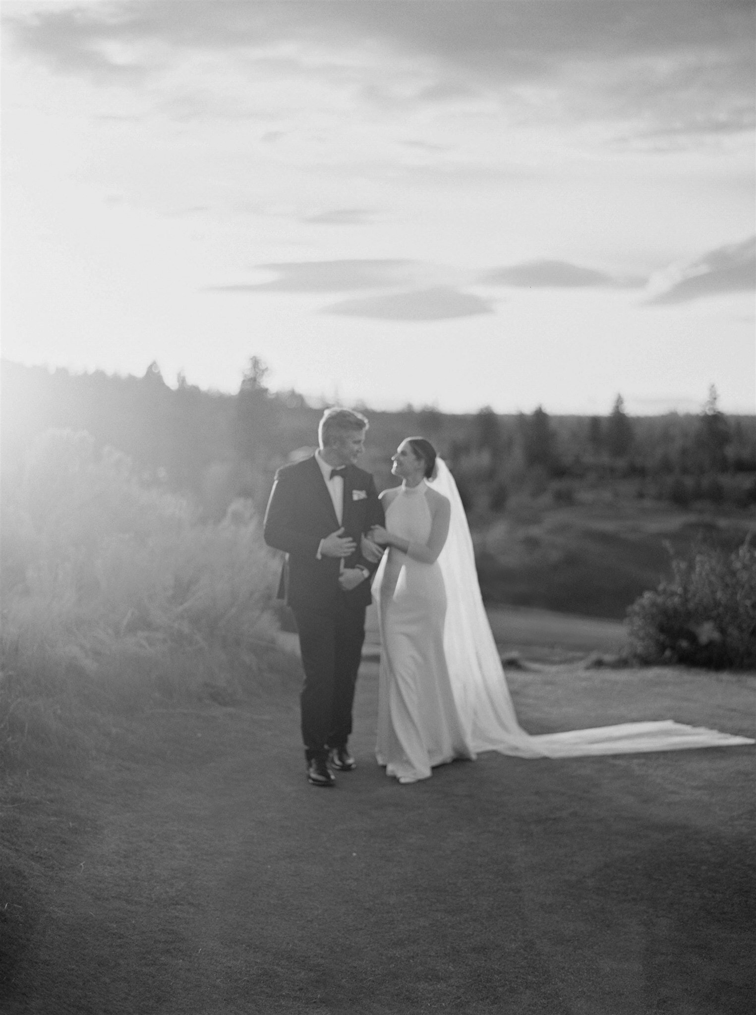 Bend-Wedding-Photographer-rtf.142