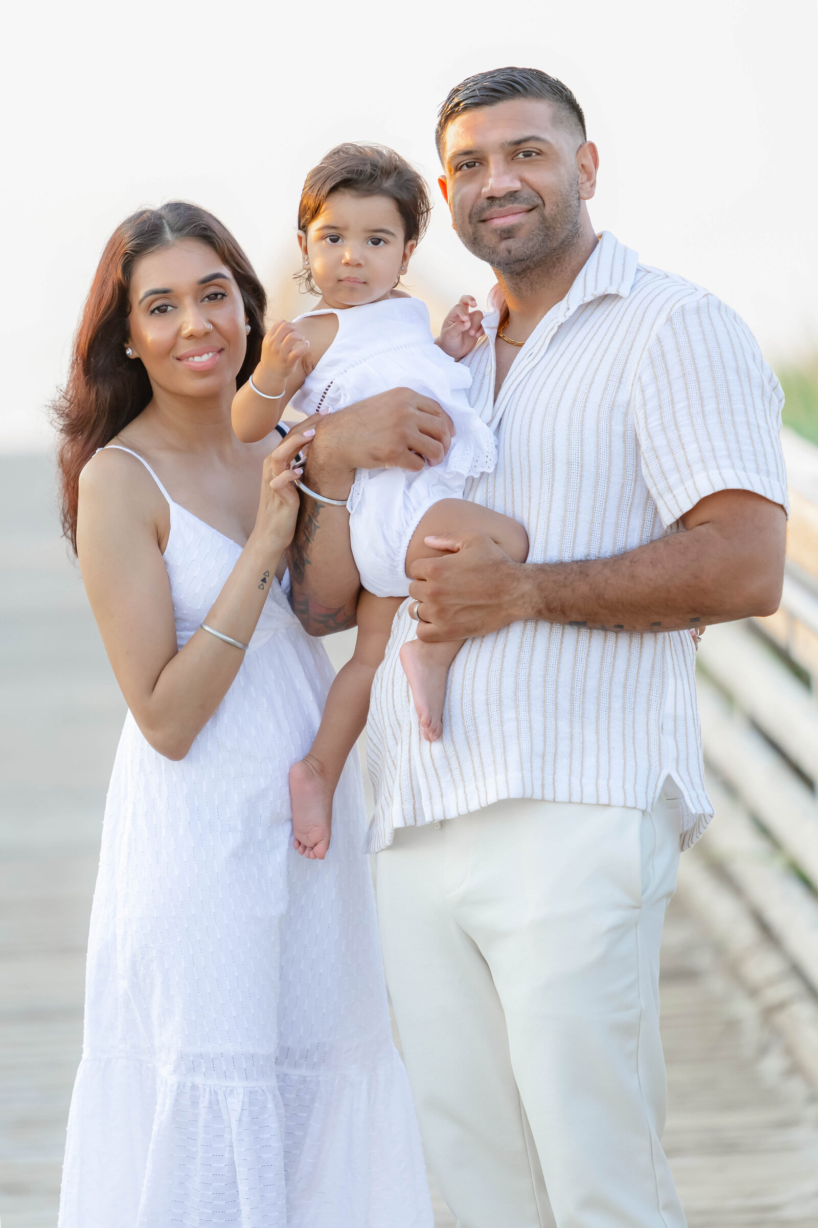 FAMILY BEACH PHOTOSHOOT AT POINT LOOKOUT