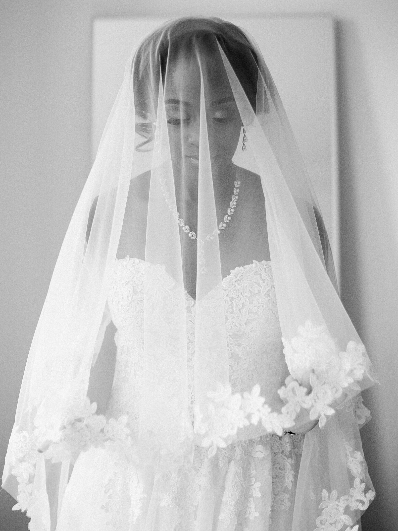 university-toronto-knox-wedding-rosewater-room-photographer_0032