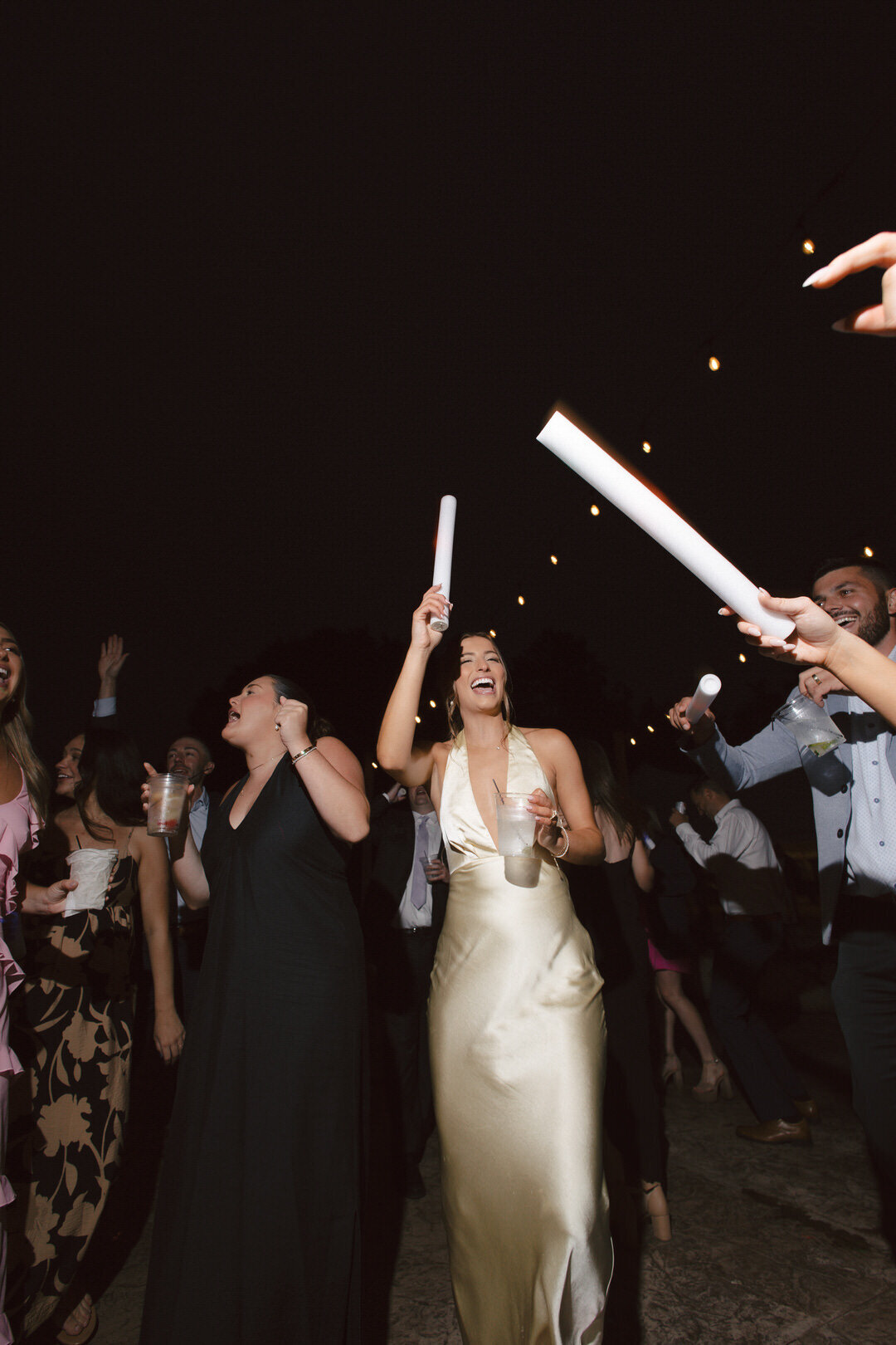 reuben-wedding-teasers-prairie-hill-vineyard-kayxbee-24