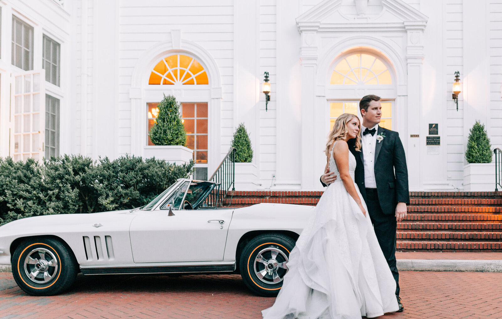 Luxury Wedding Send off Car