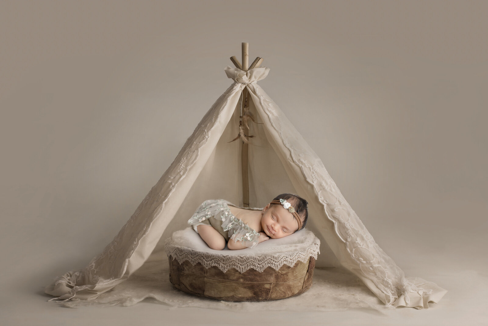 Cream Lace Teepee - Lilley Belle Couture