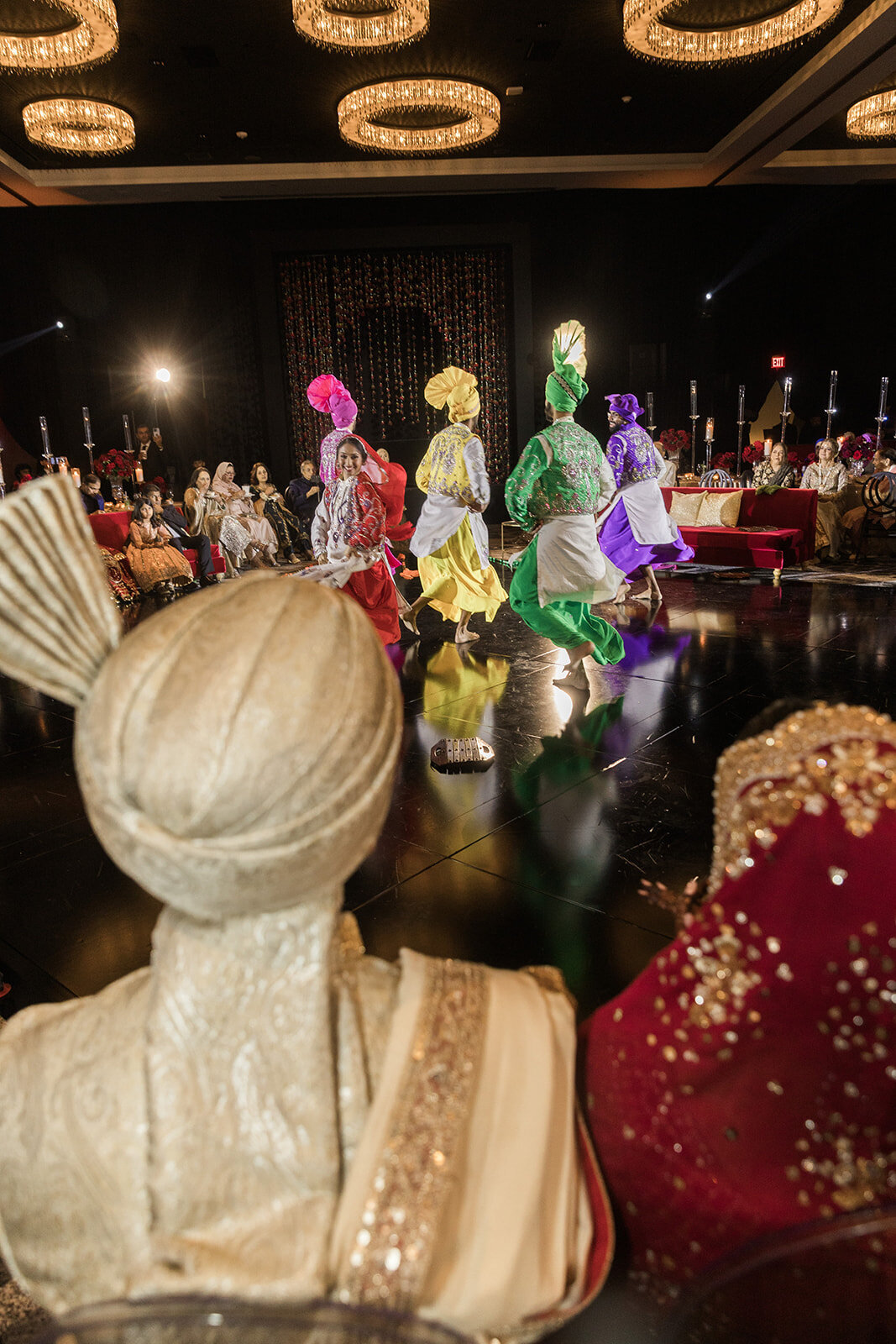 walima-pakistani-muslim-all-red-wedding-29