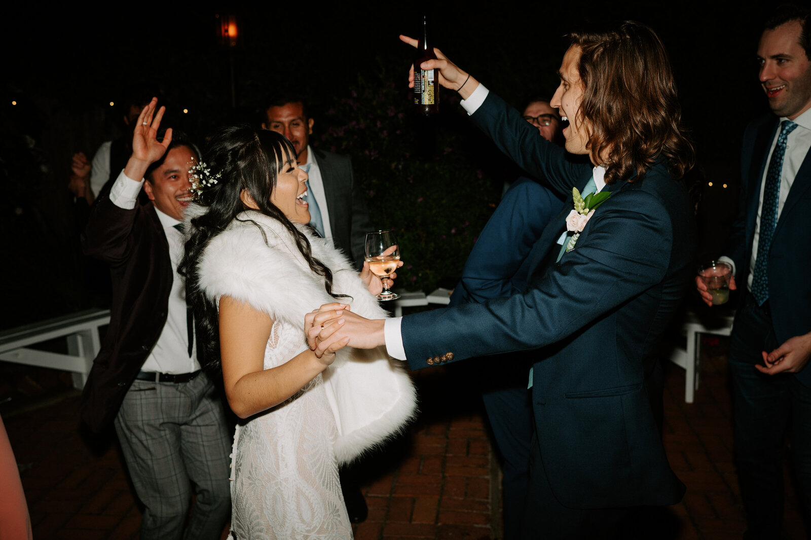MJWEDDING—PREVIEWS105