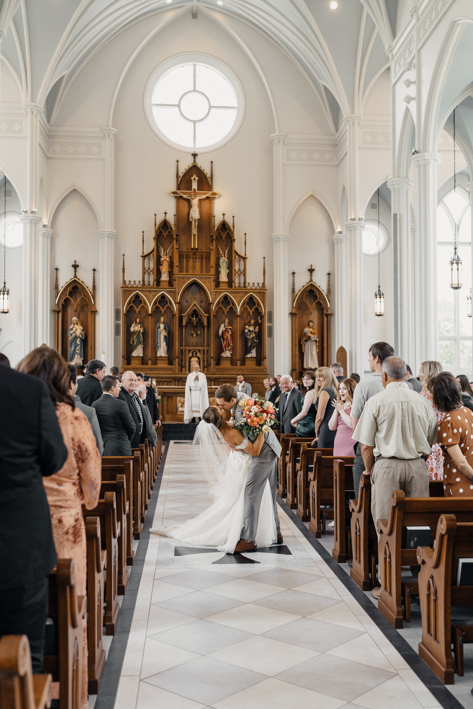 Oklahoma + Destination Wedding Photographer | Madelyn Price Photos - Tulsa Wedding Photographer