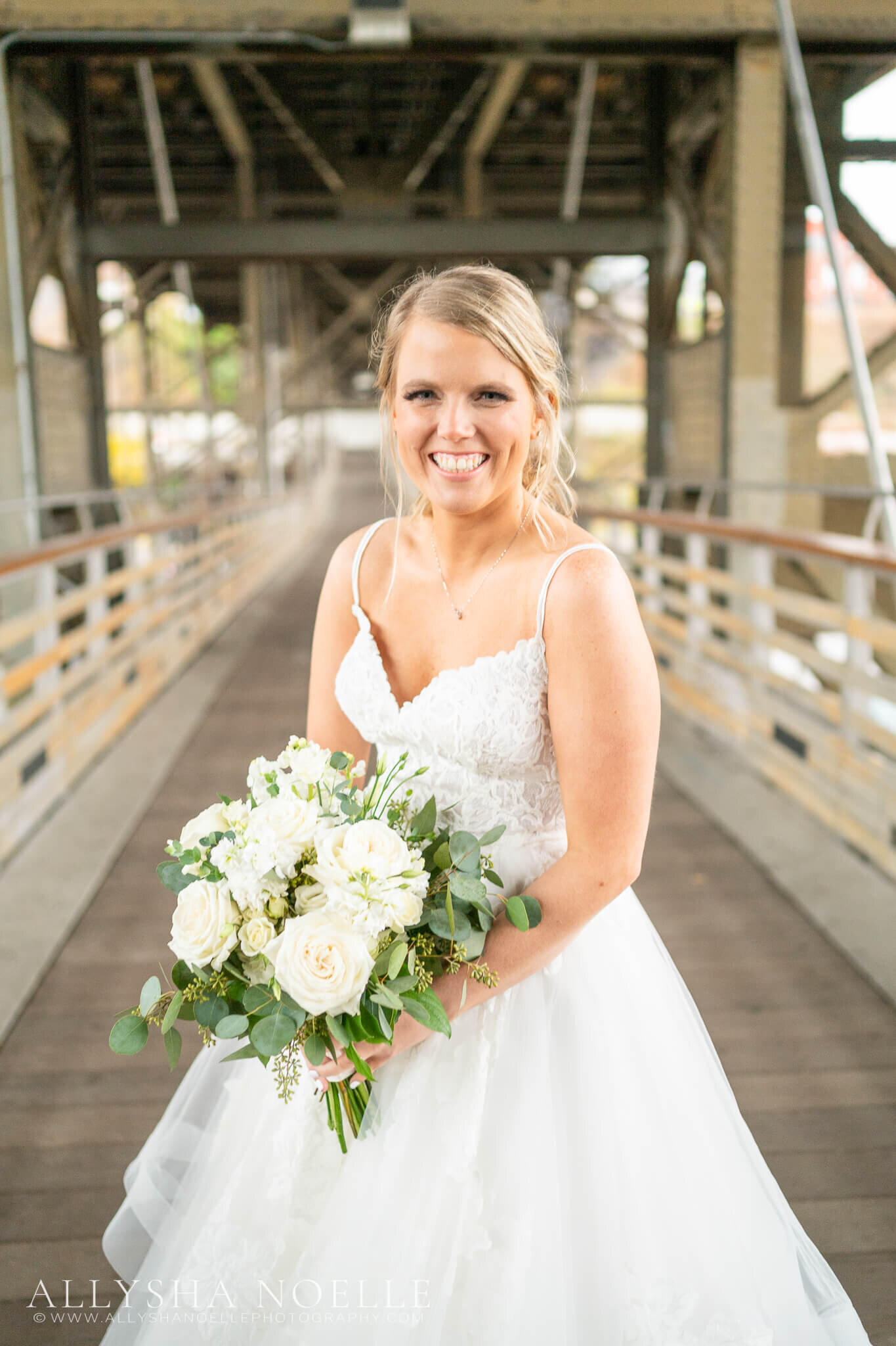 Wedding-at-The-Factory-on-Barclay-in-Milwaukee-0567