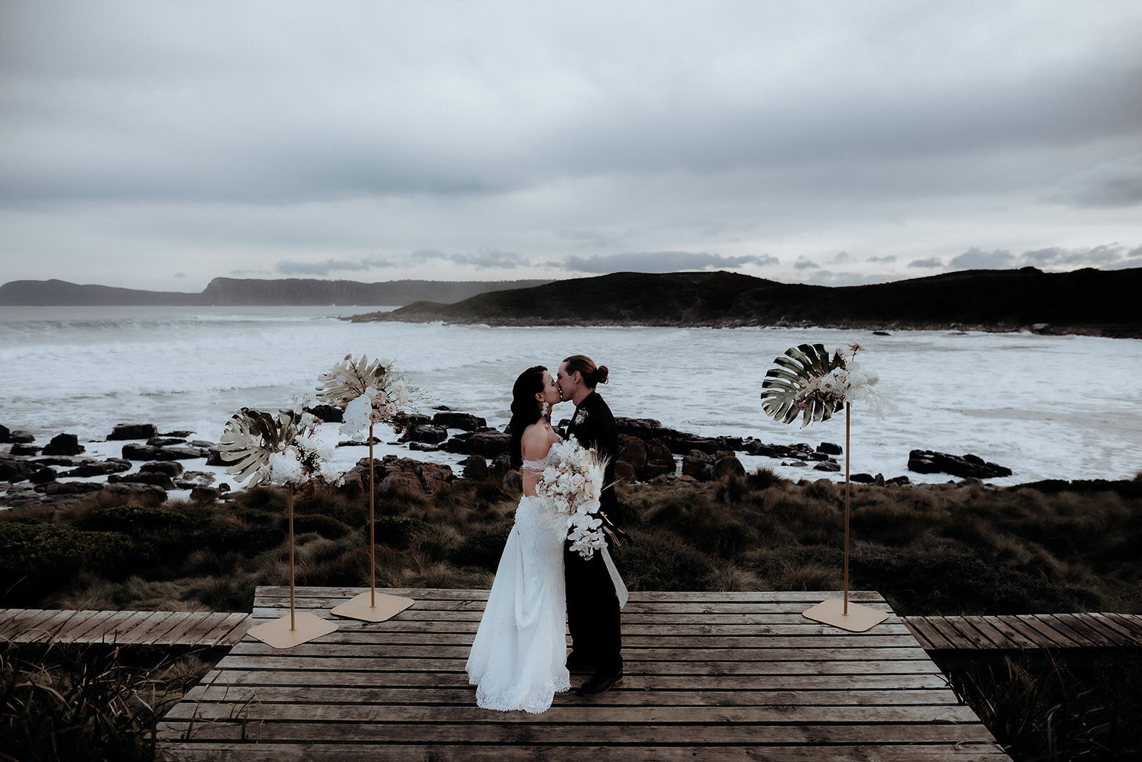 Chrissy + Trevor- Sneak Peeks-25_websize