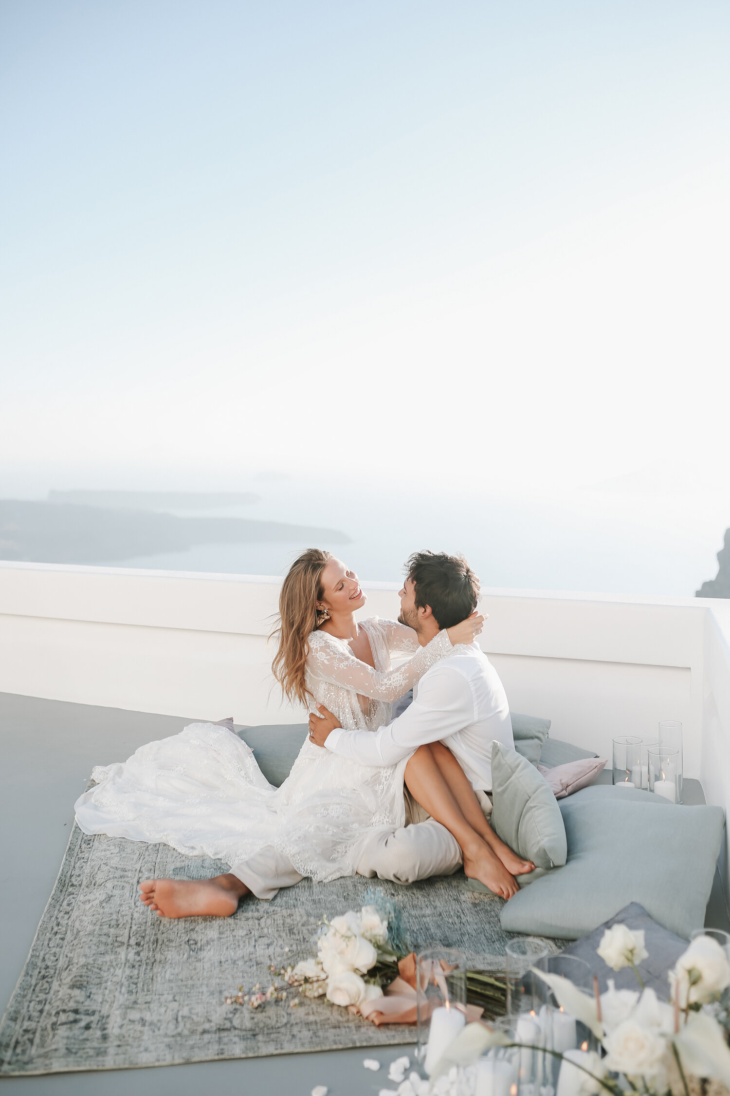 santorini-Italy-bride-groom-photos