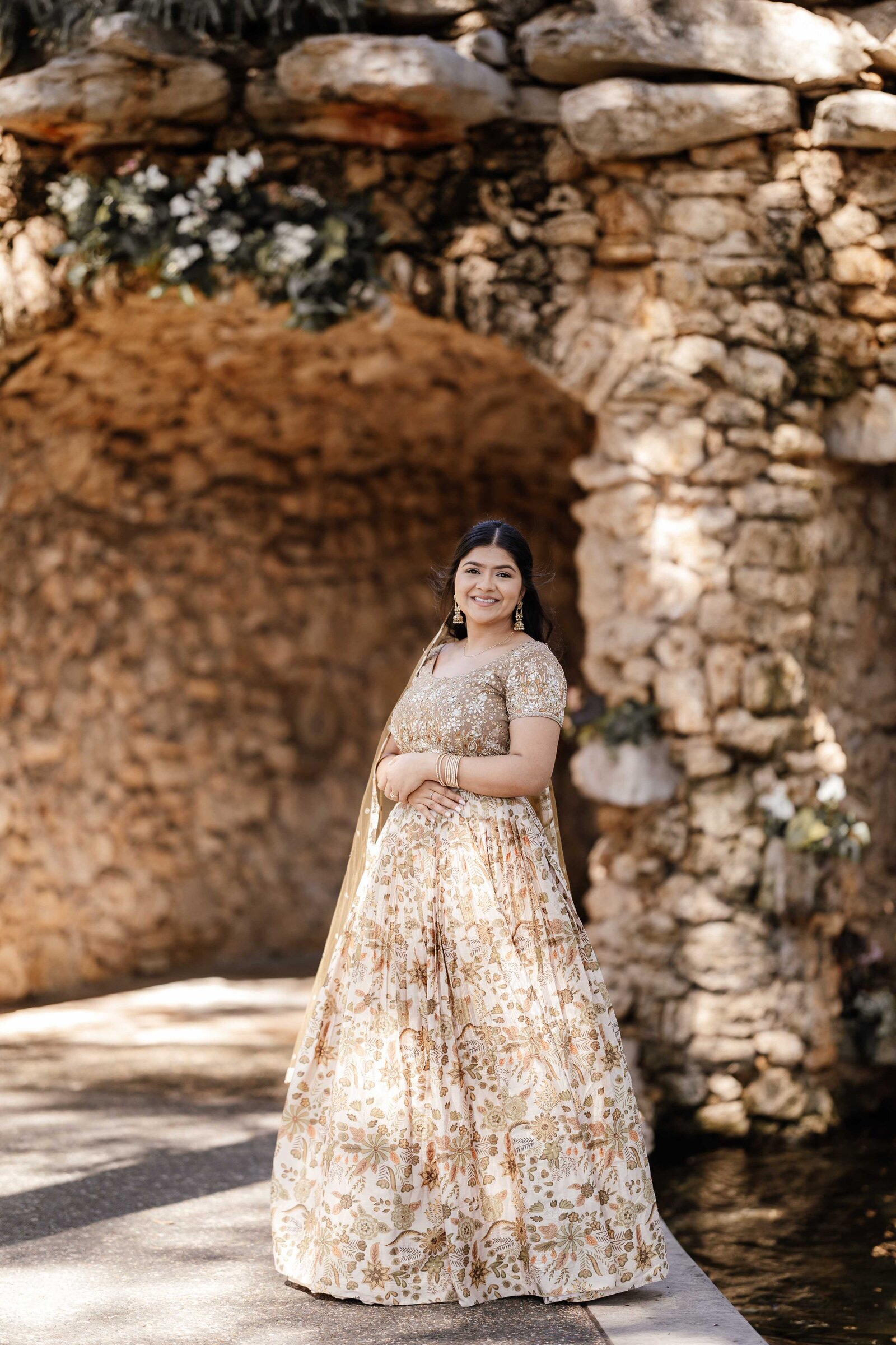 Engagement-solo-bride-photoshoot