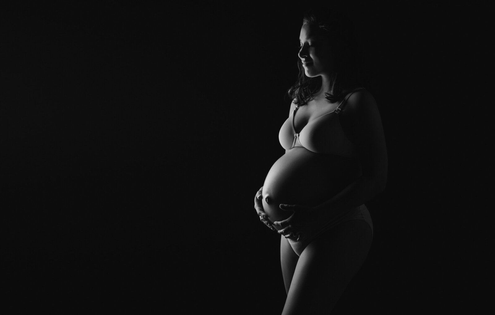 pregnancy photographer seattle-bluebonnet-tamarahudsonstudios-48