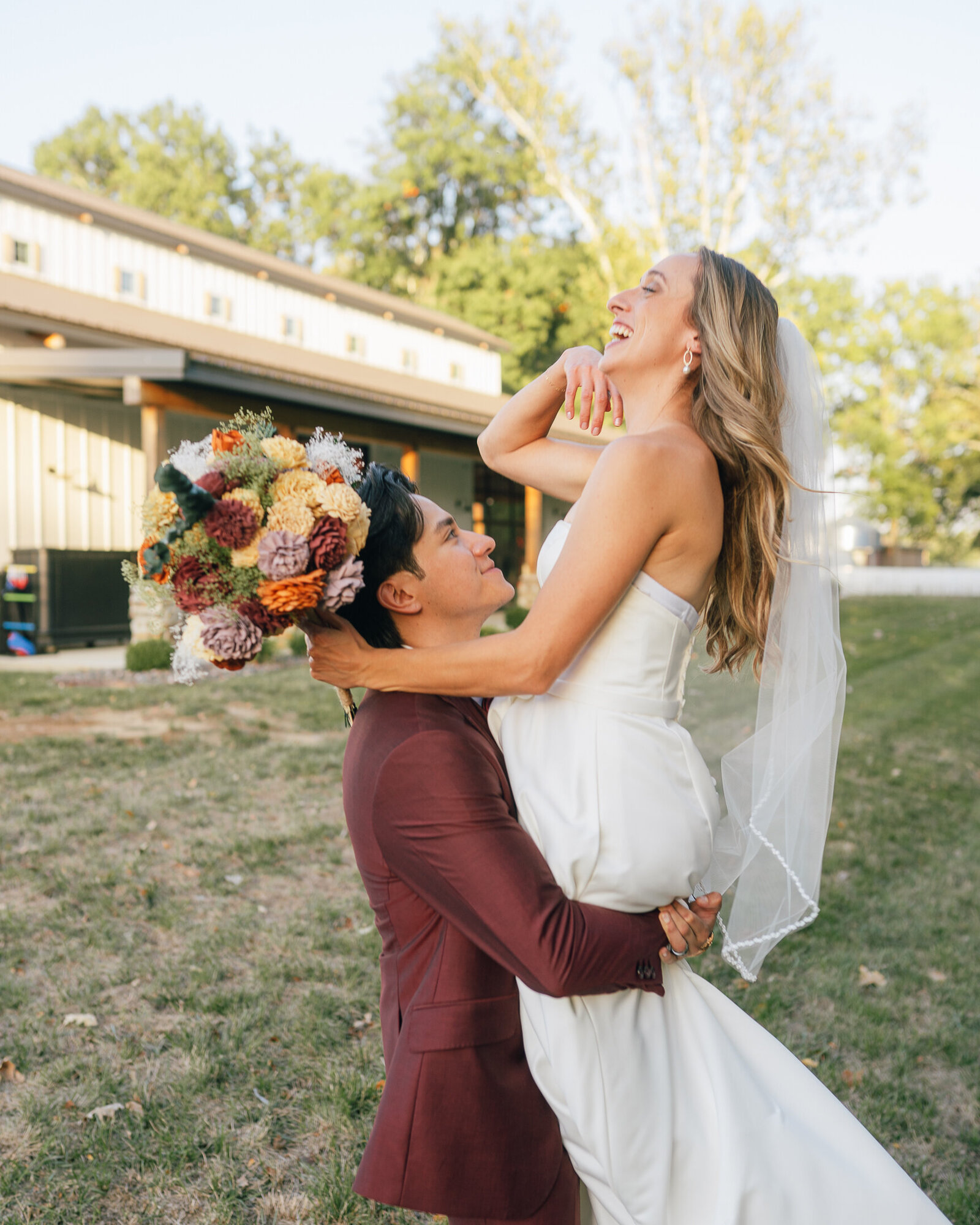 Saenz The Farmhouse KC Event Venue Wedding273