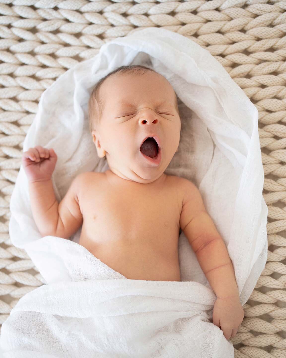 yawning-newborn
