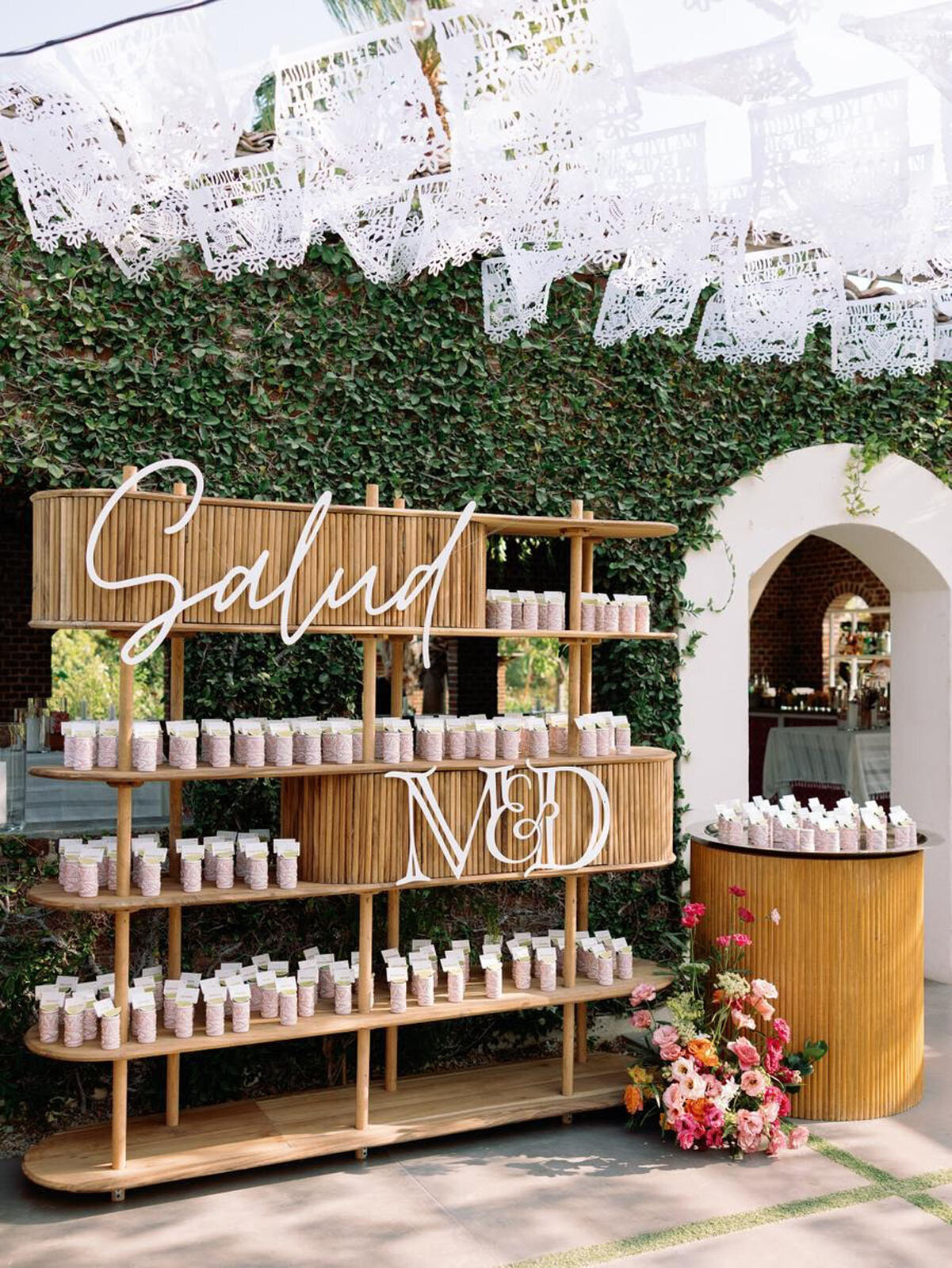 imgi_41_67603ca2805b4$!900x