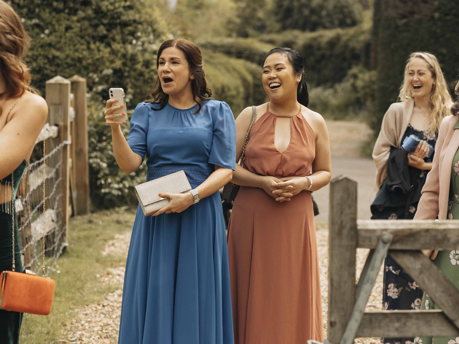 bridal party reaction to dress