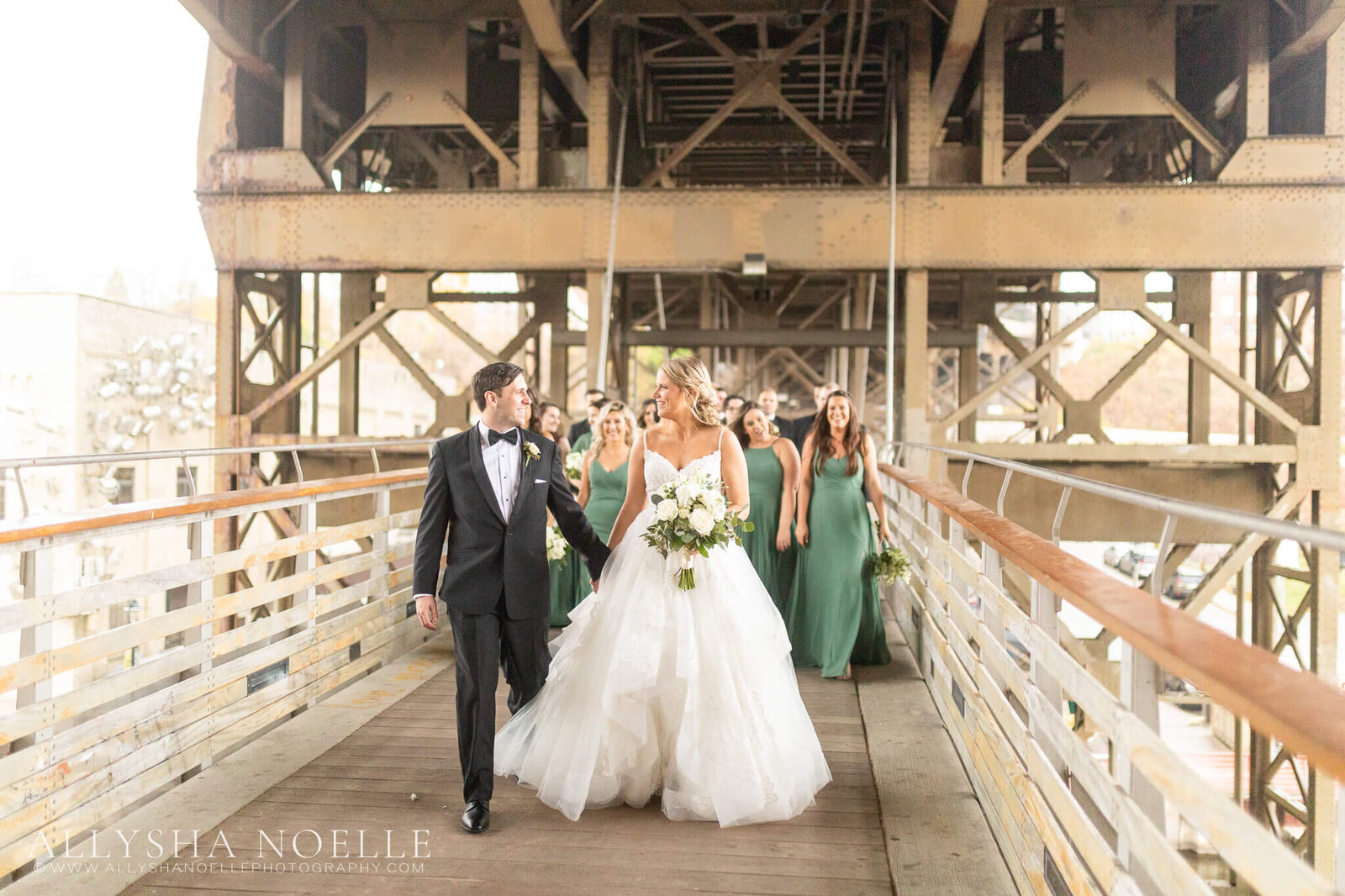 Wedding-at-The-Factory-on-Barclay-in-Milwaukee-0559