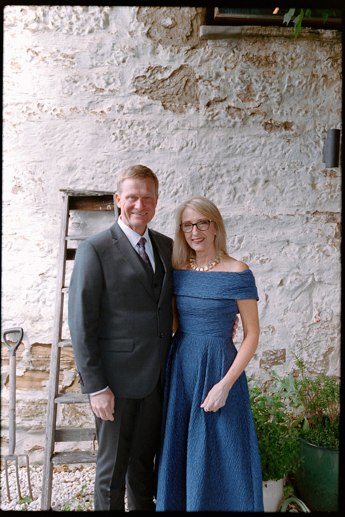 Zara-Staples-Australia-Film-Wedding-Photographer-15