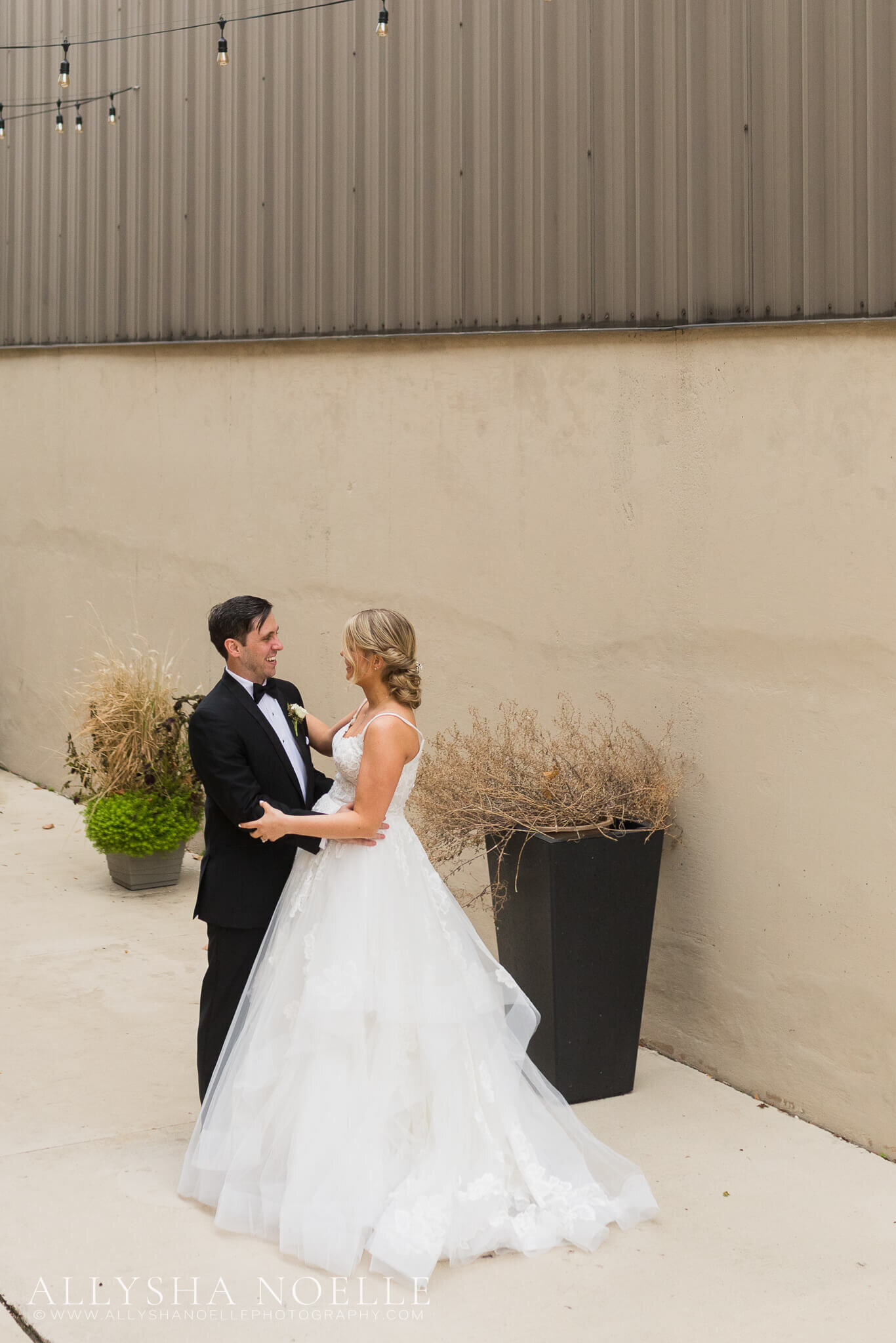 Wedding-at-The-Factory-on-Barclay-in-Milwaukee-0165