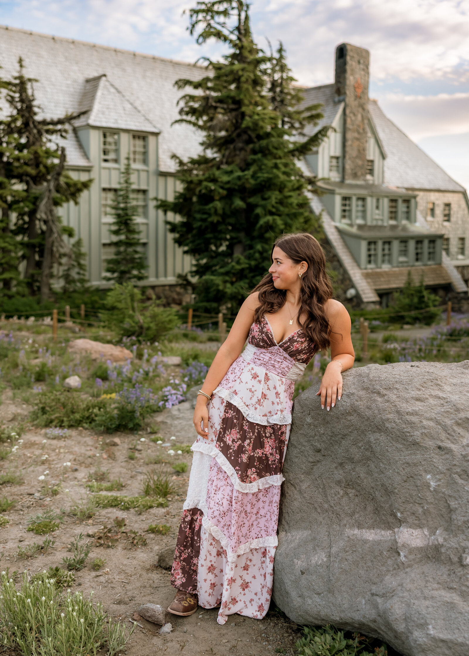 Sam Barlow high school senior taking senior portraits at timberline lodge.