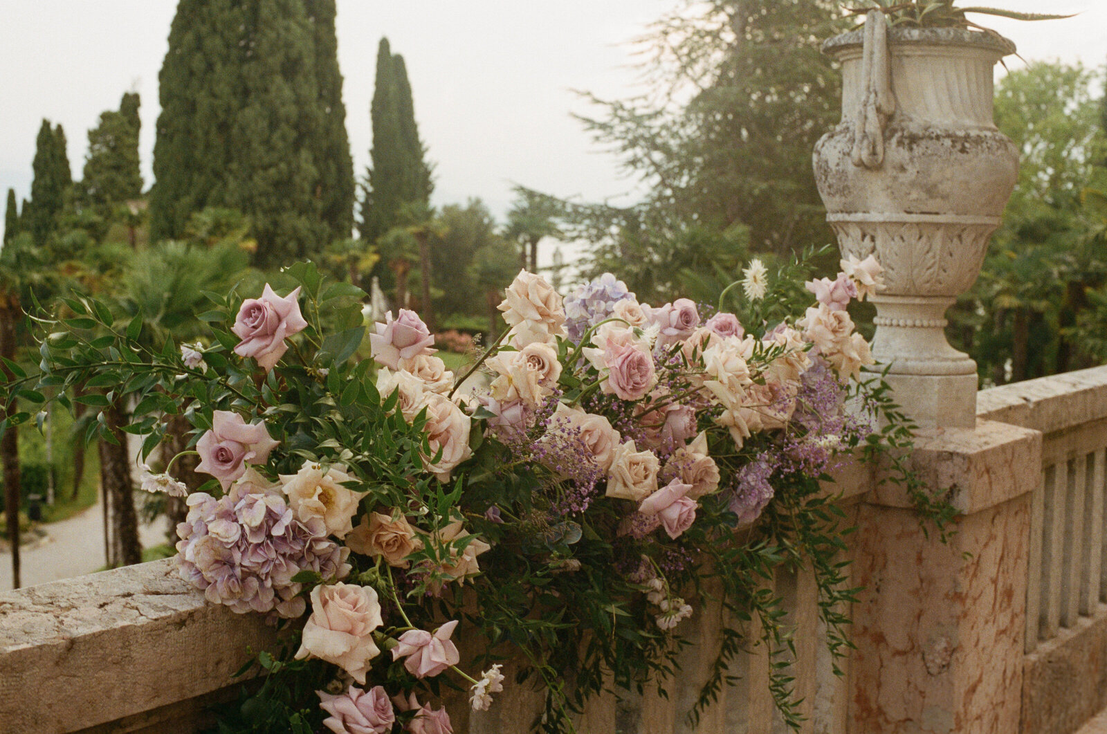 felicydazeweddings_italy_35mmfilm-76