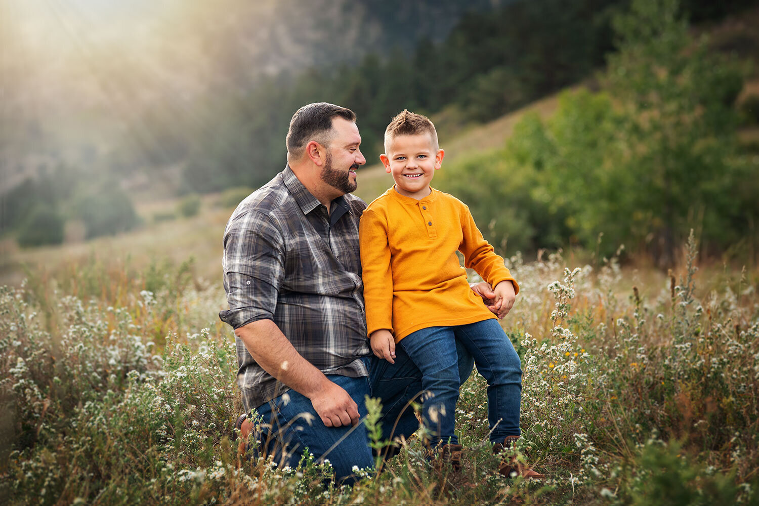 father-son-mountain-man-south-mesa-boulder-trailhead-colorado-family-photographer-best