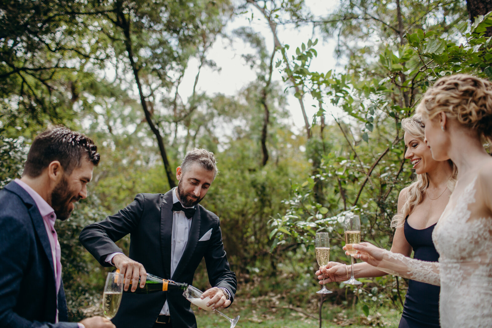 0015_Cafe_Montmartre_Candid_Wedding_Photographer