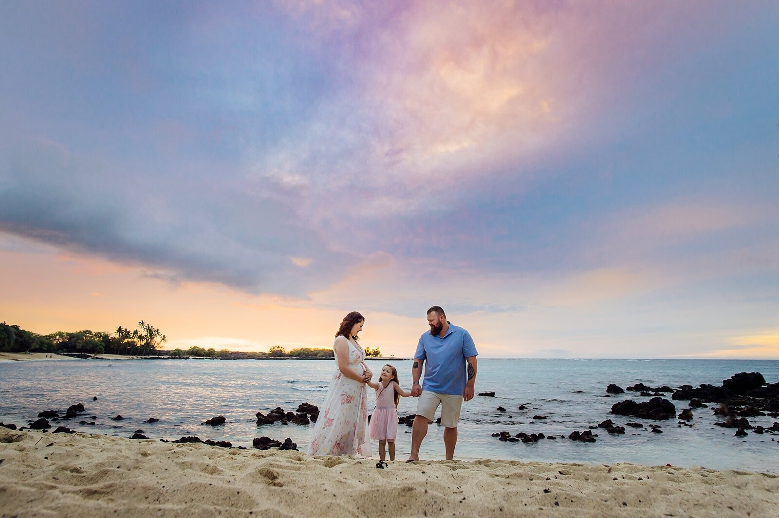stunning sunset during this maternity session