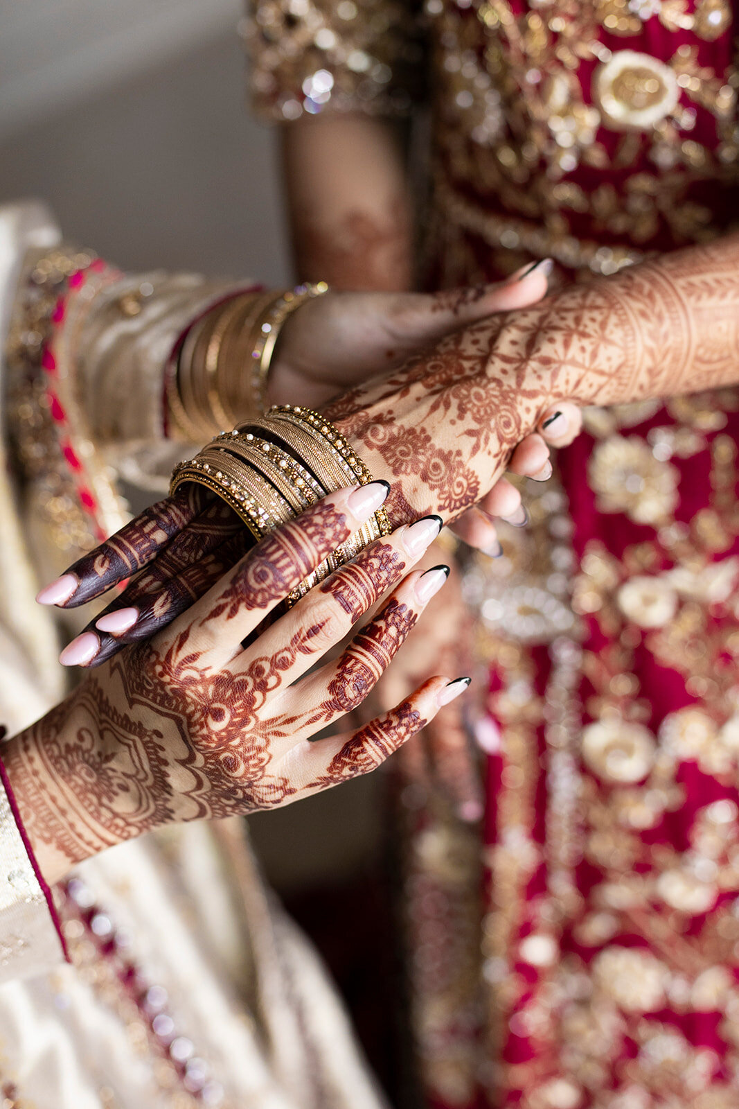 walima-pakistani-muslim-all-red-wedding-01