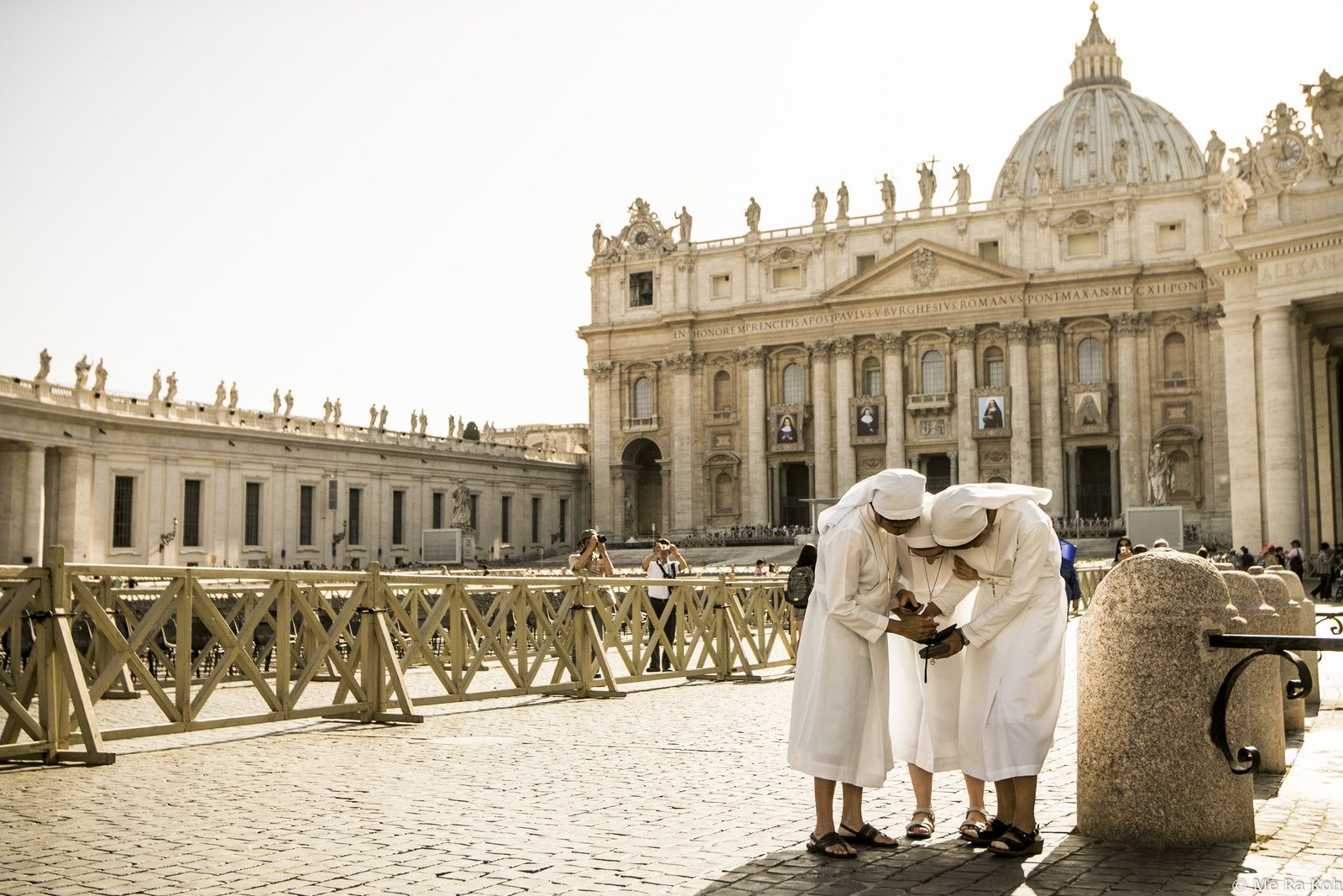 0001_Nuns in Rome_ Me Ra Koh