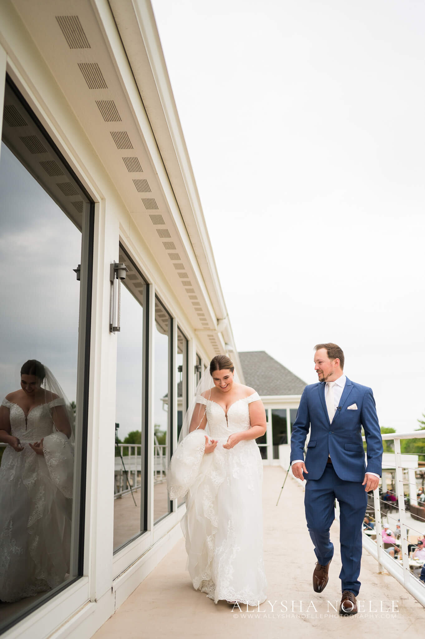 Wedding-at-River-Club-of-Mequon-143