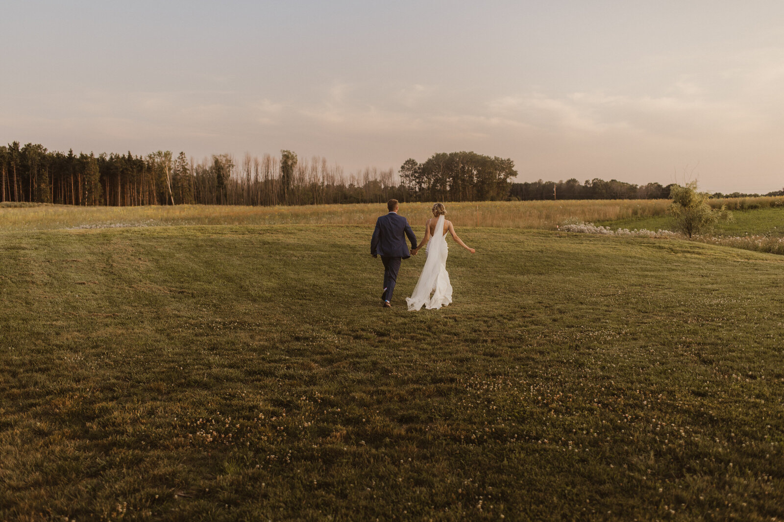 wisconsin wedding photographer