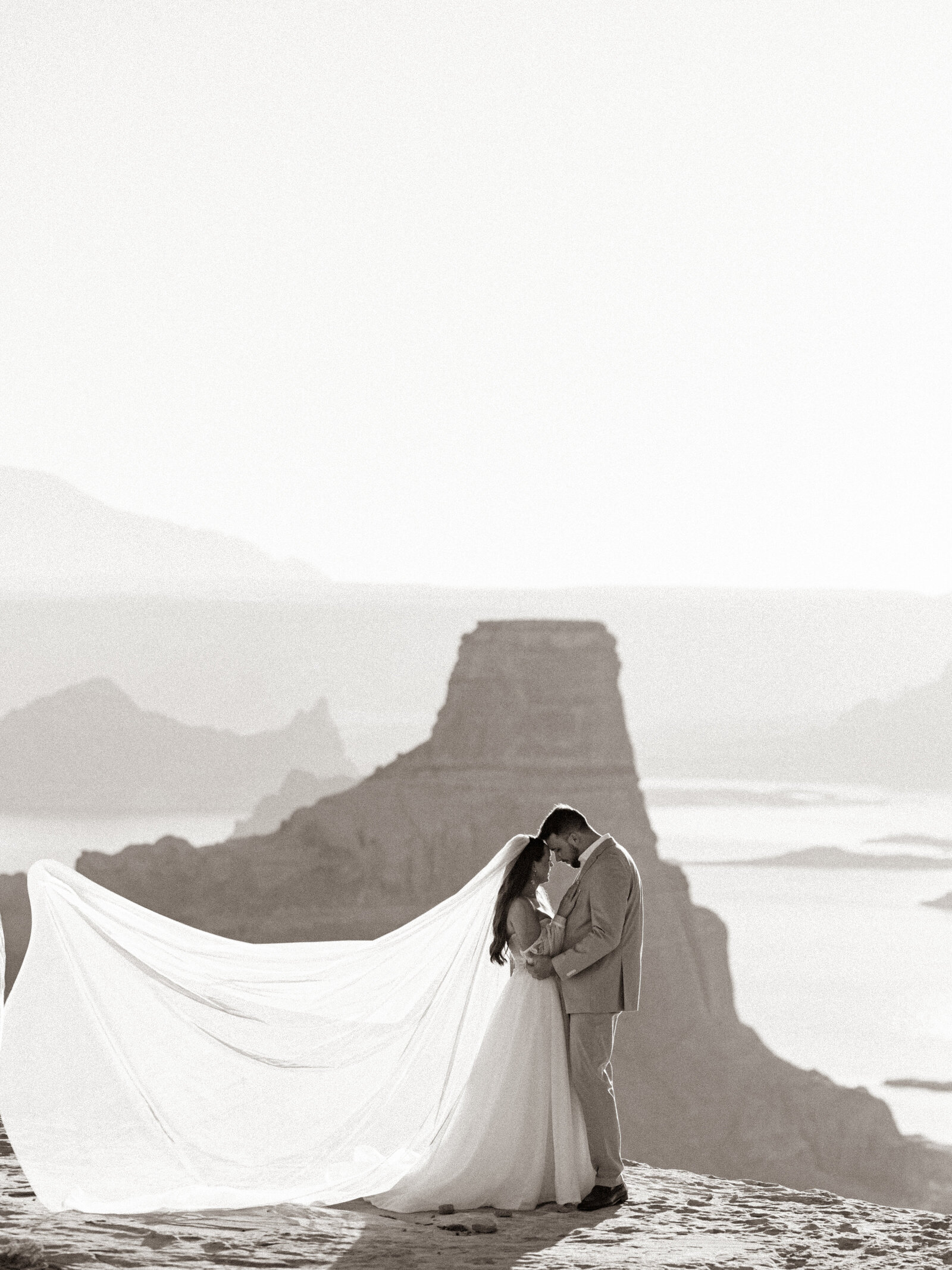 L + K | Adventure Wedding Southern Utah | Arizona Elopement | Alstrom Point Antelope Canyon Zion National Park | PREVIEWS-6200-2