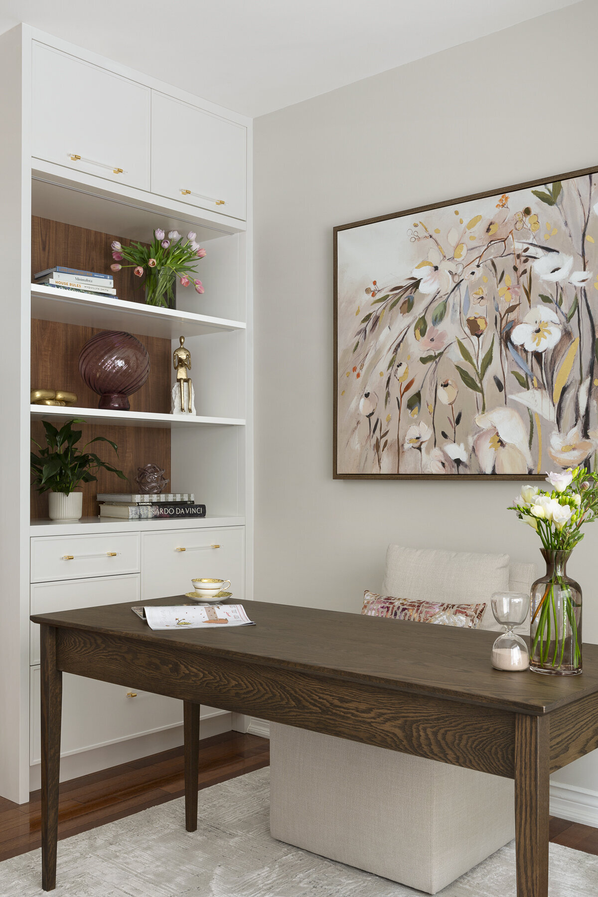 Contemporary living room design and furnishing selection, Studio 180 Design 